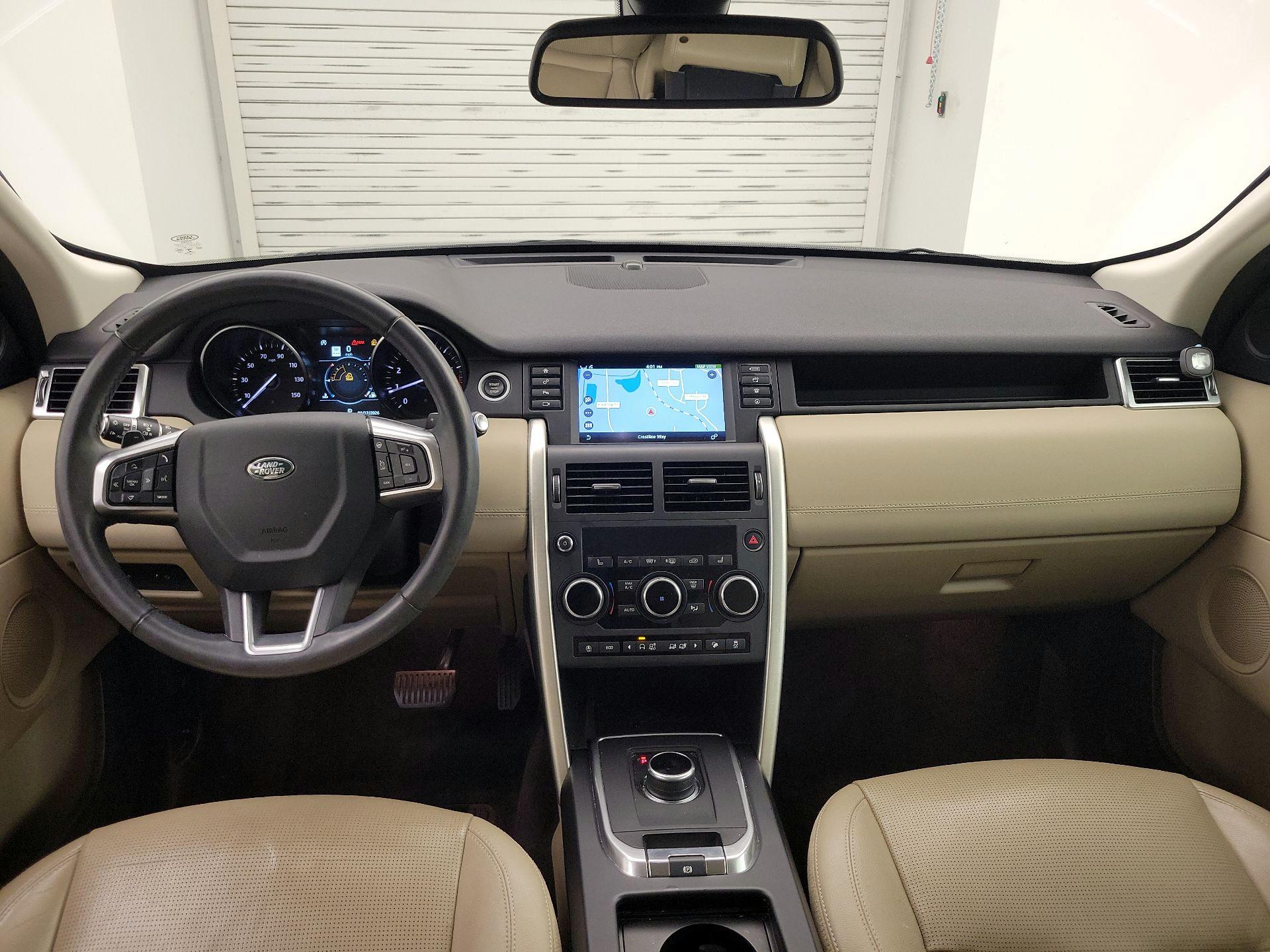 Thumbnail: 2019 Land Rover Discovery Sport - 9