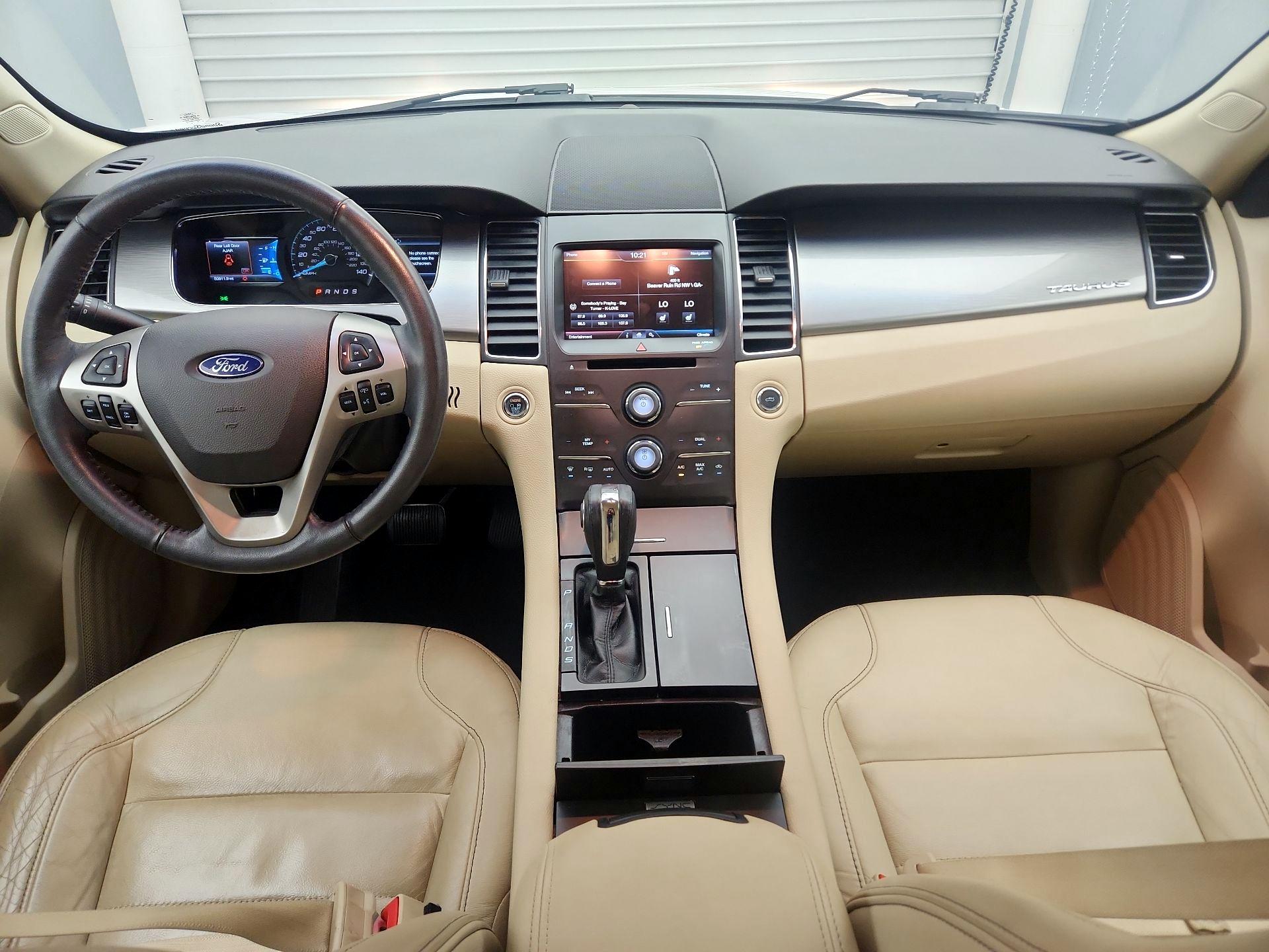 Thumbnail: 2015 Ford Taurus - 9