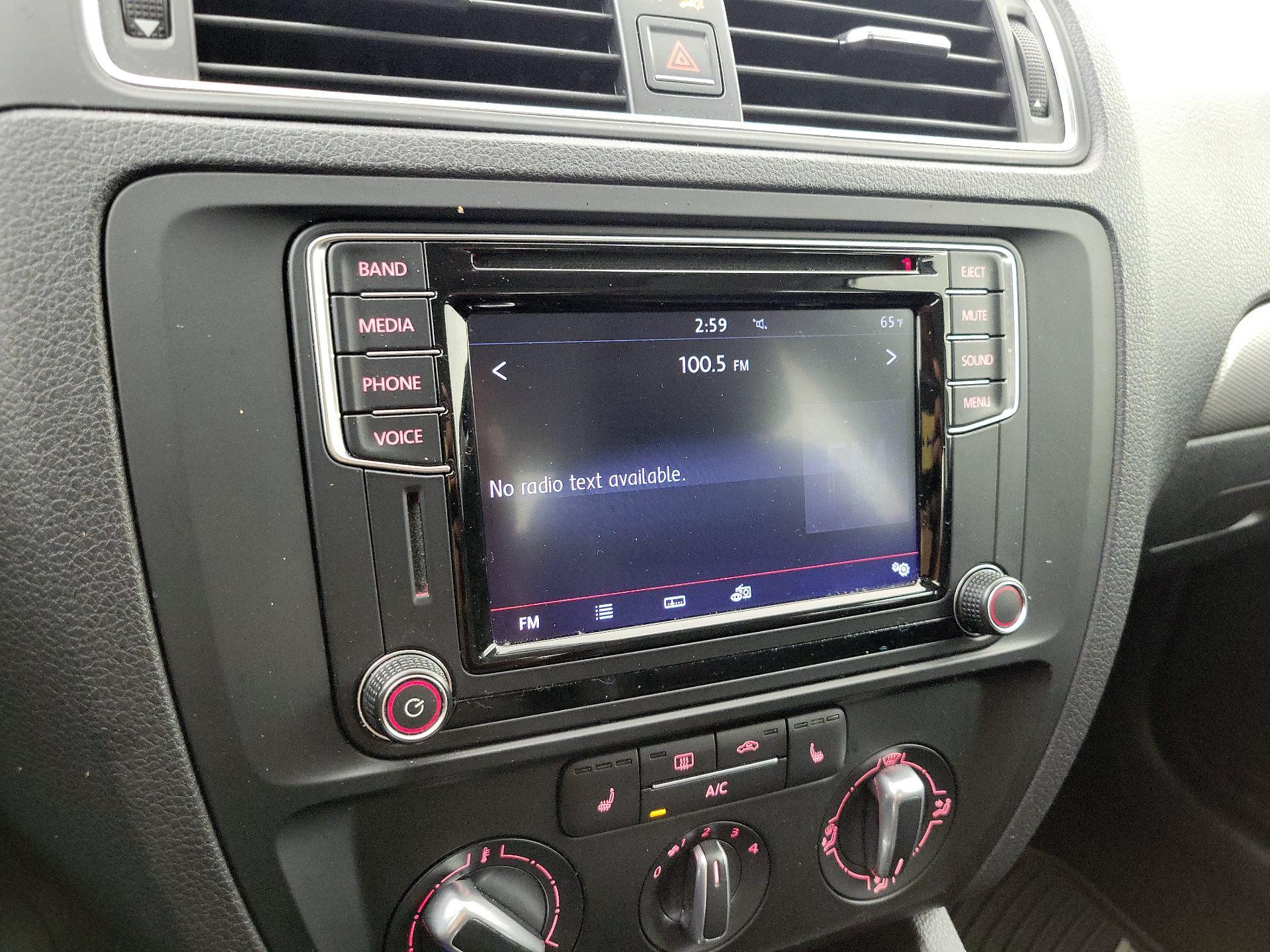 Thumbnail: 2017 Volkswagen Jetta - 15