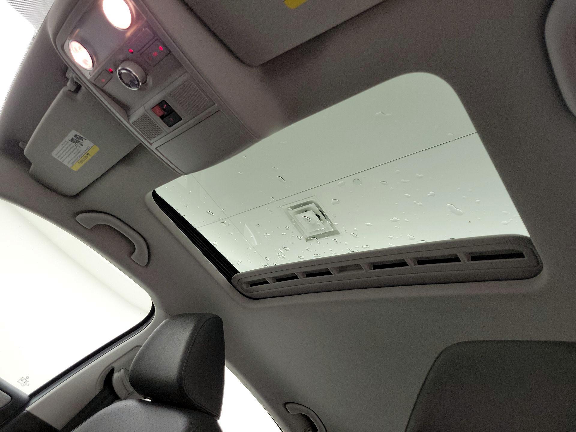 Thumbnail: 2017 Volkswagen Jetta - 19