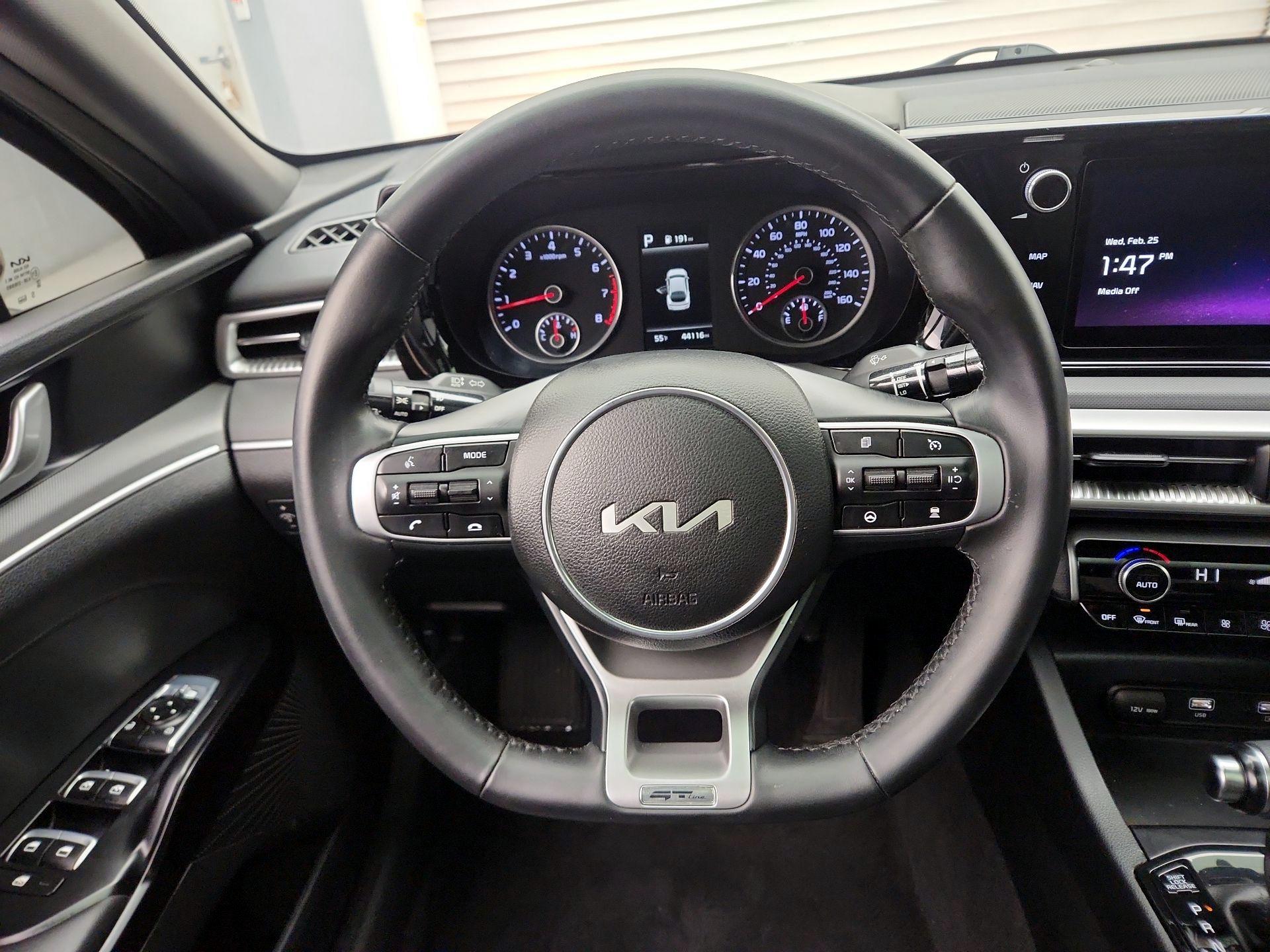 Thumbnail: 2023 Kia K5 - 10