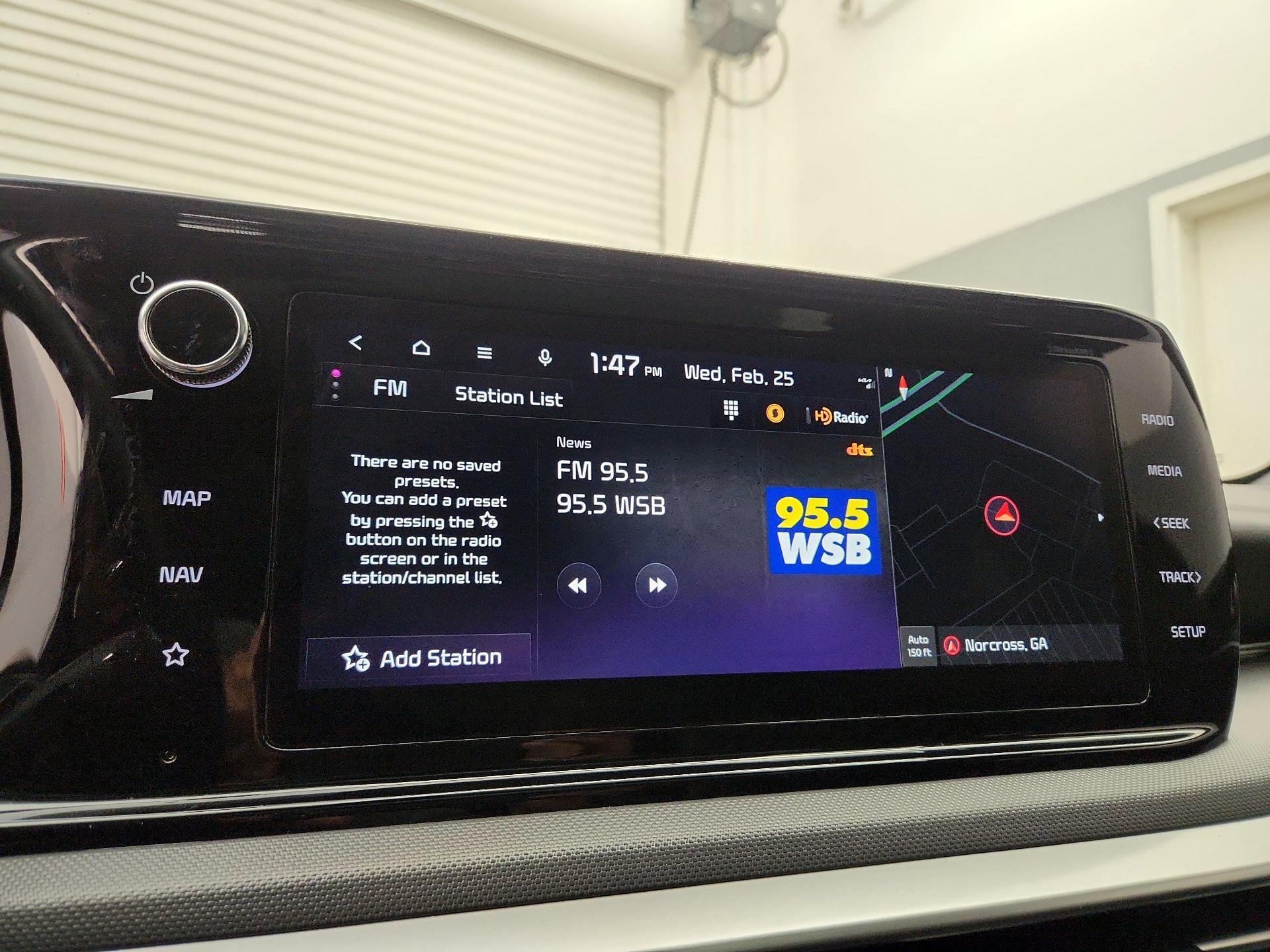 Thumbnail: 2023 Kia K5 - 16