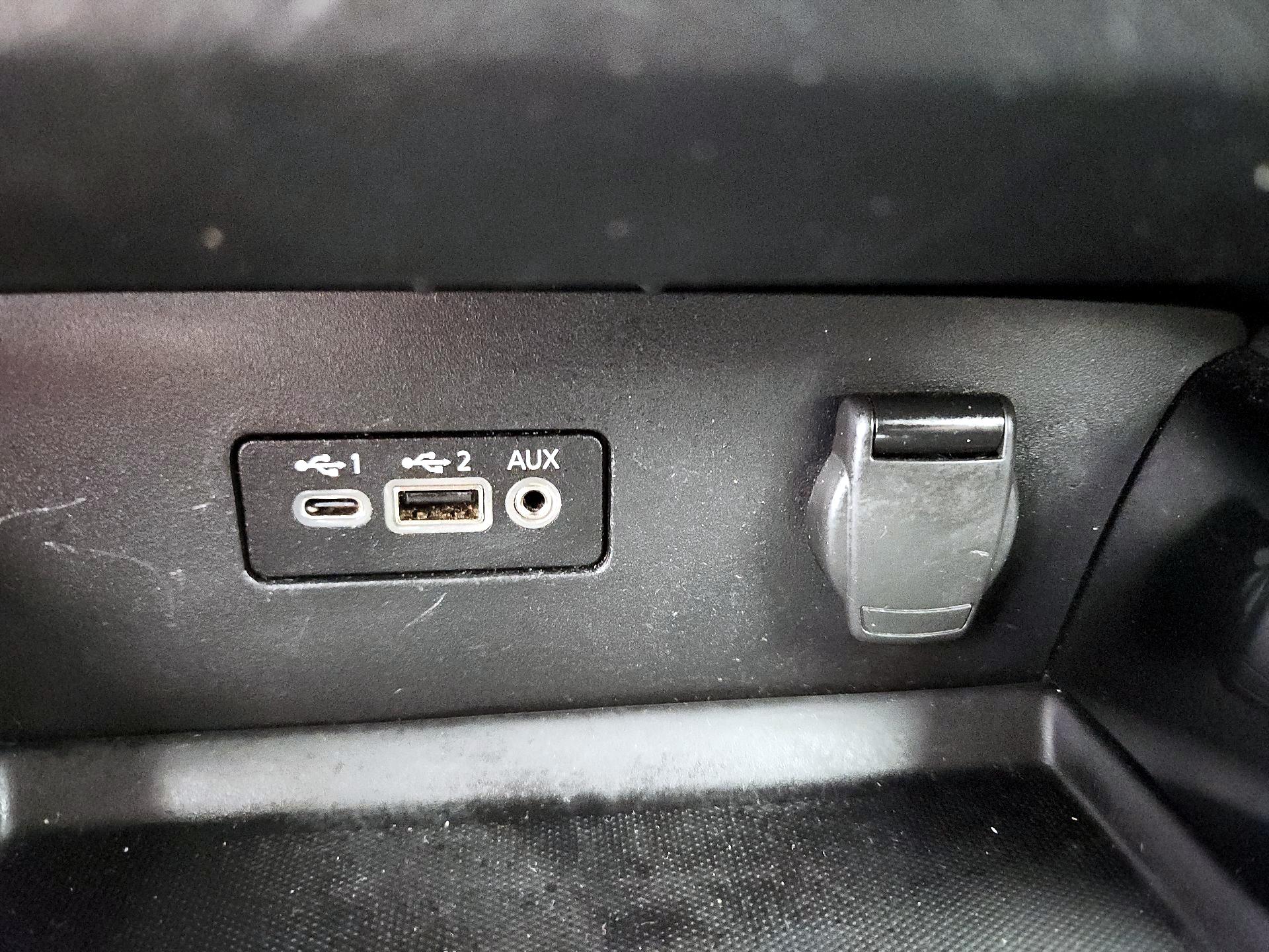 Thumbnail: 2023 Nissan Altima - 18