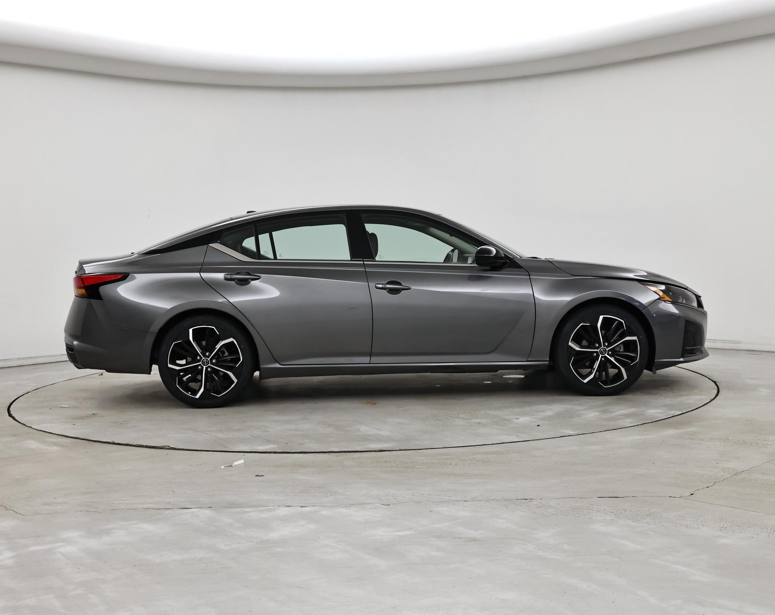 Thumbnail: 2023 Nissan Altima - 7