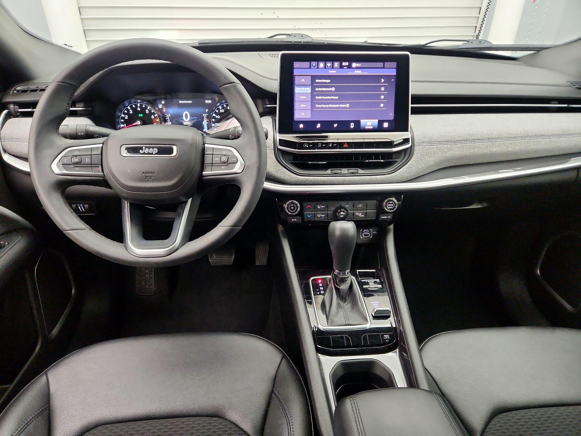 Thumbnail: 2024 Jeep Compass - 9