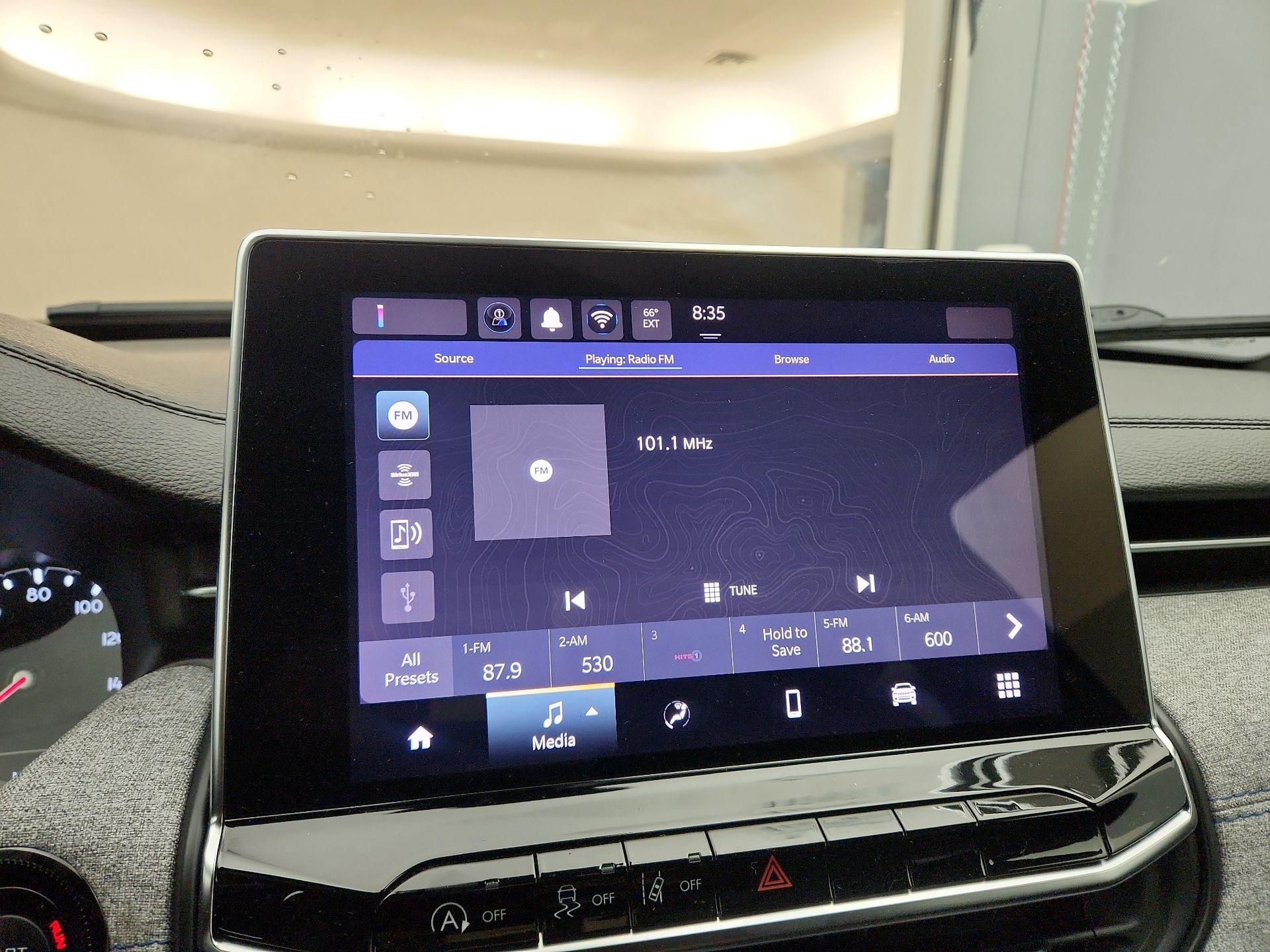 Thumbnail: 2024 Jeep Compass - 15