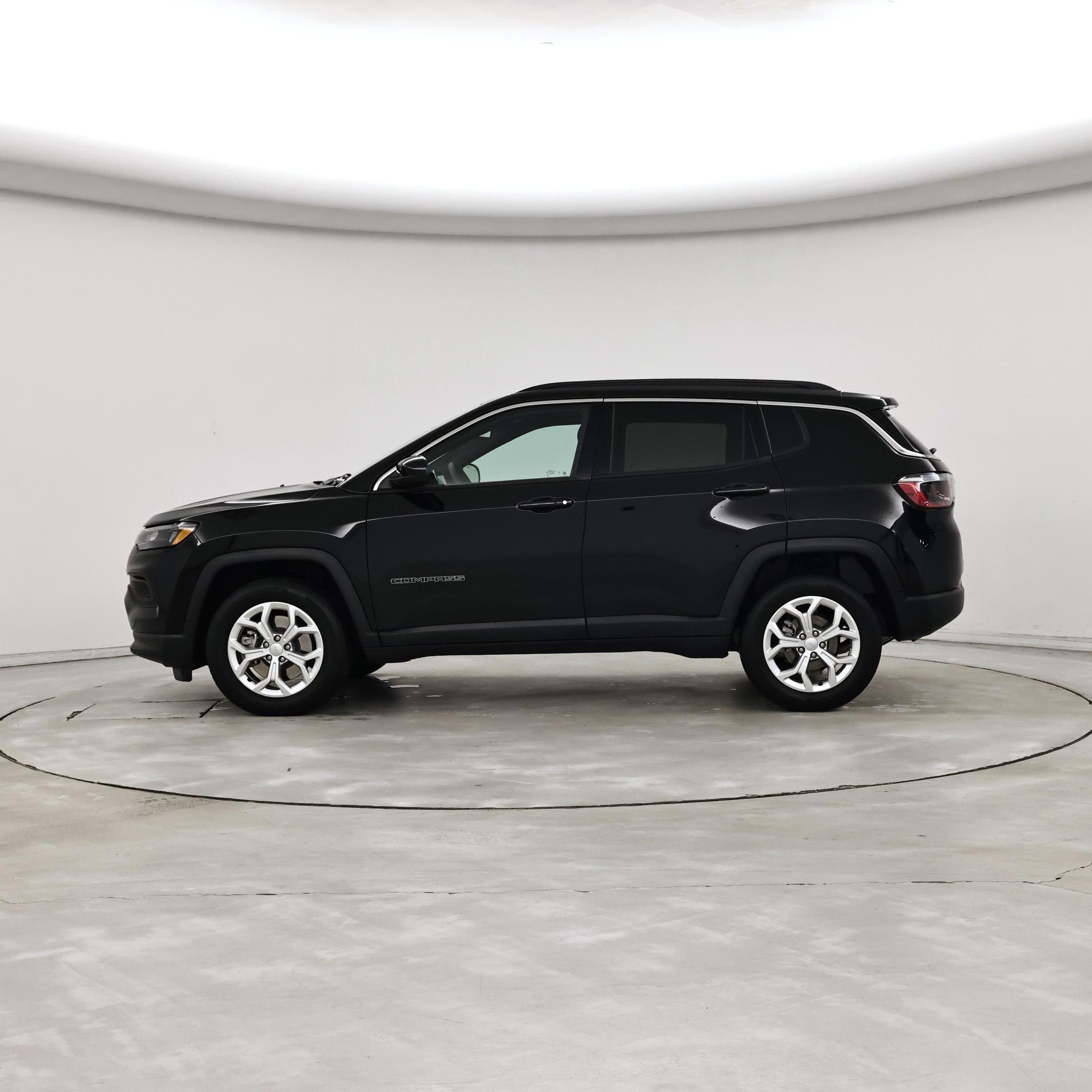 Thumbnail: 2024 Jeep Compass - 3