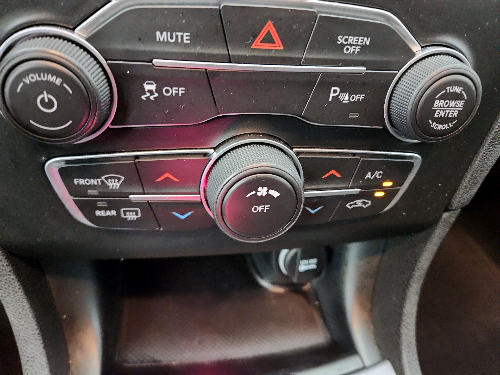 Thumbnail: 2023 Dodge Charger - 17