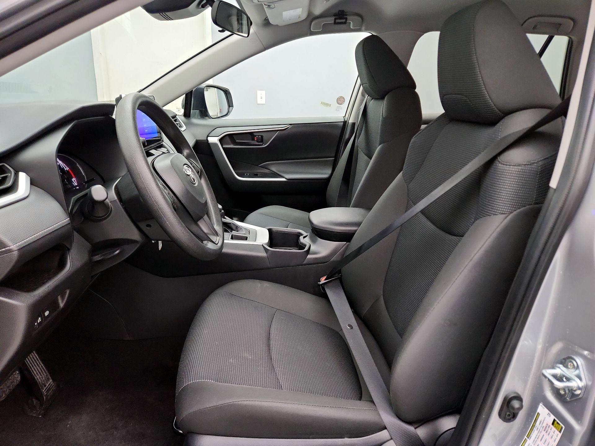 Thumbnail: 2025 Toyota RAV4 - 11