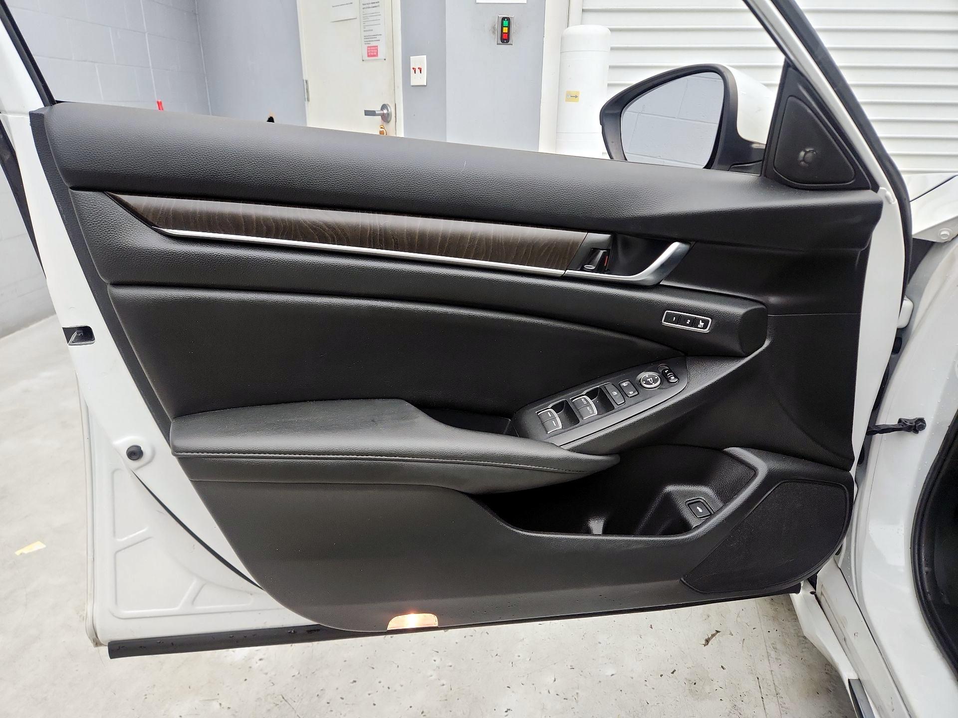 Thumbnail: 2021 Honda Accord - 12