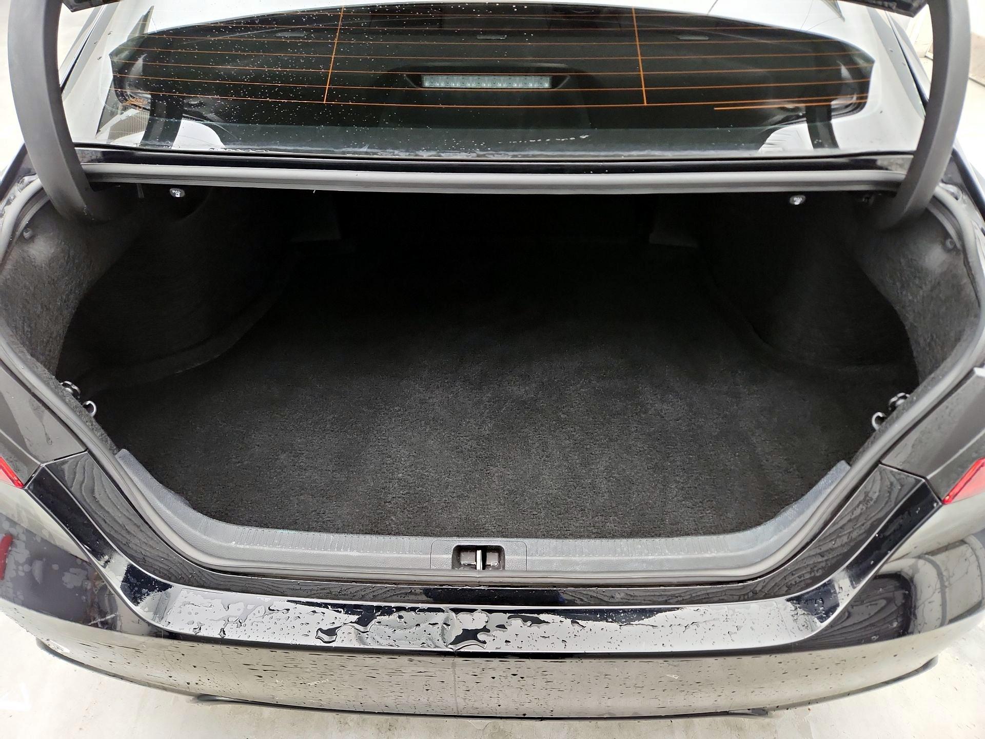 Thumbnail: 2023 Toyota Camry - 20