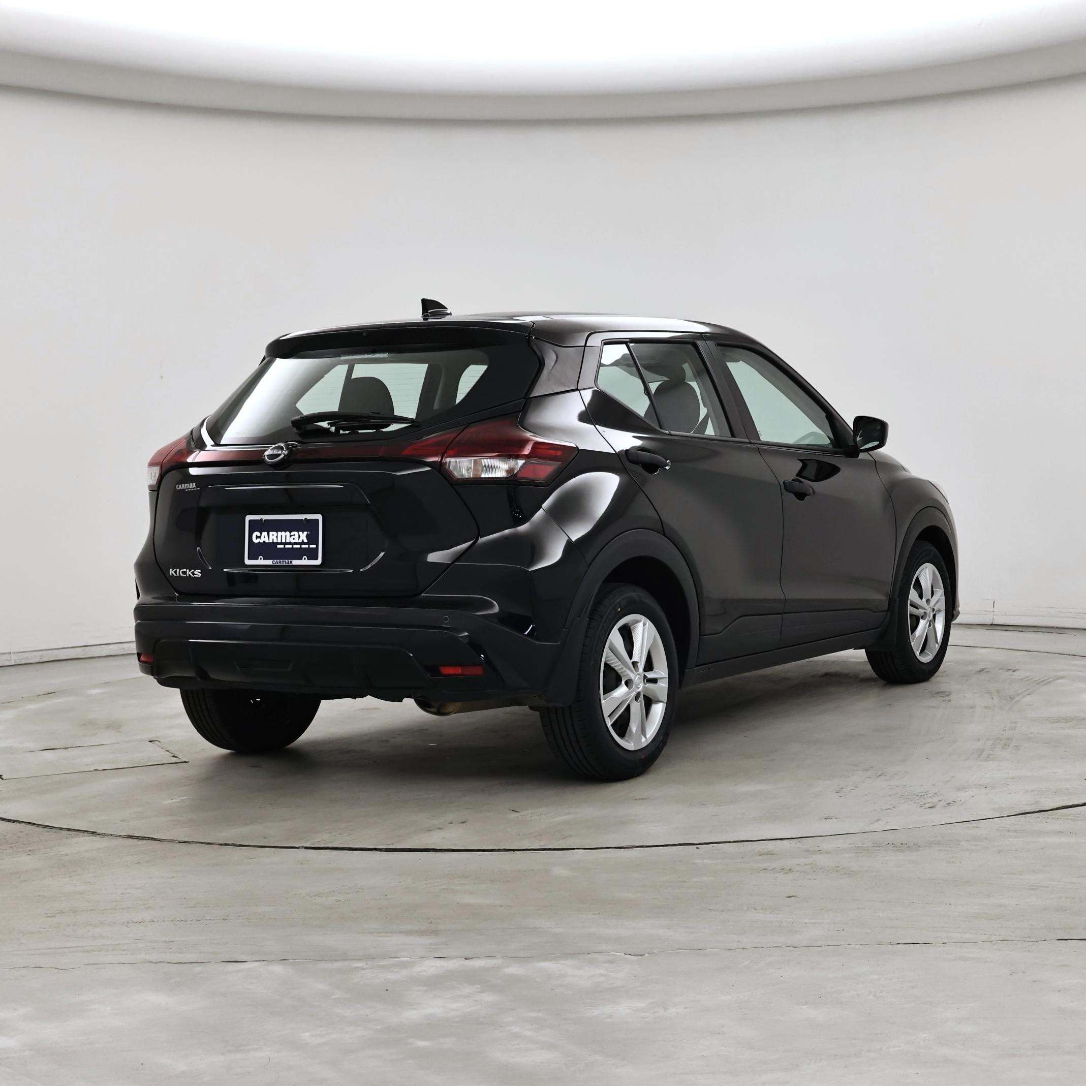 Thumbnail: 2023 Nissan Kicks - 8