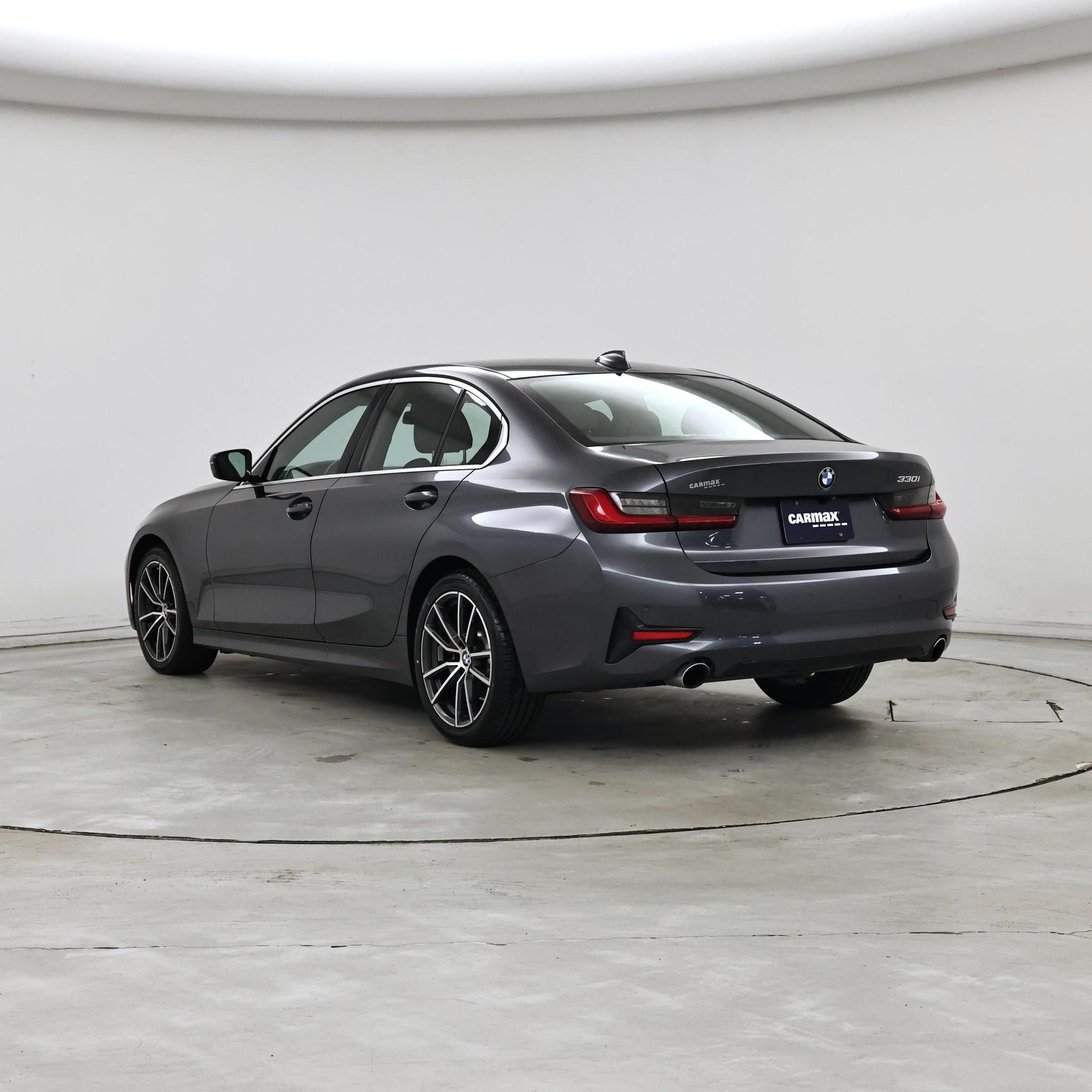 Thumbnail: 2021 BMW 3 Series - 2