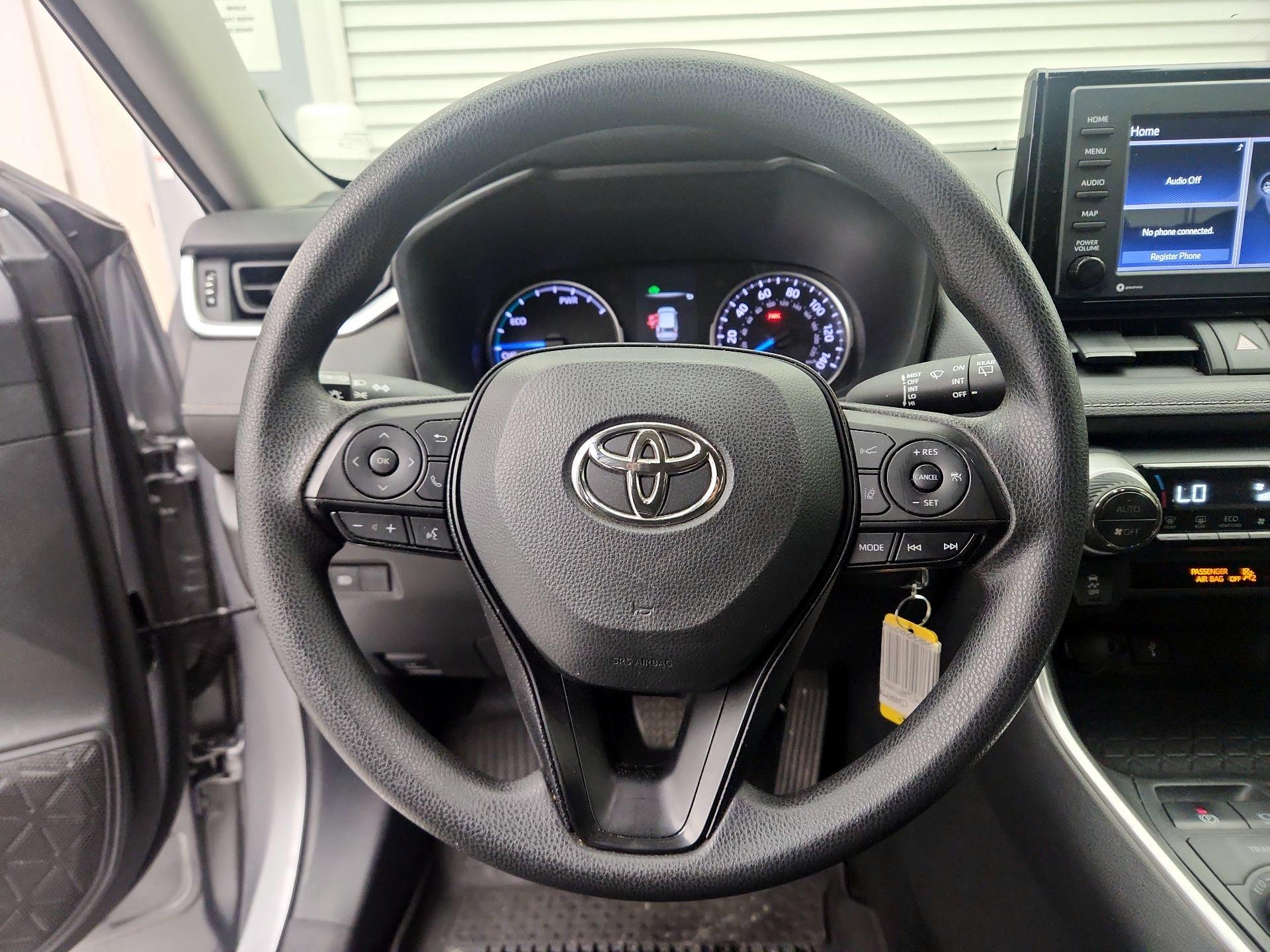 Thumbnail: 2022 Toyota RAV4 - 10