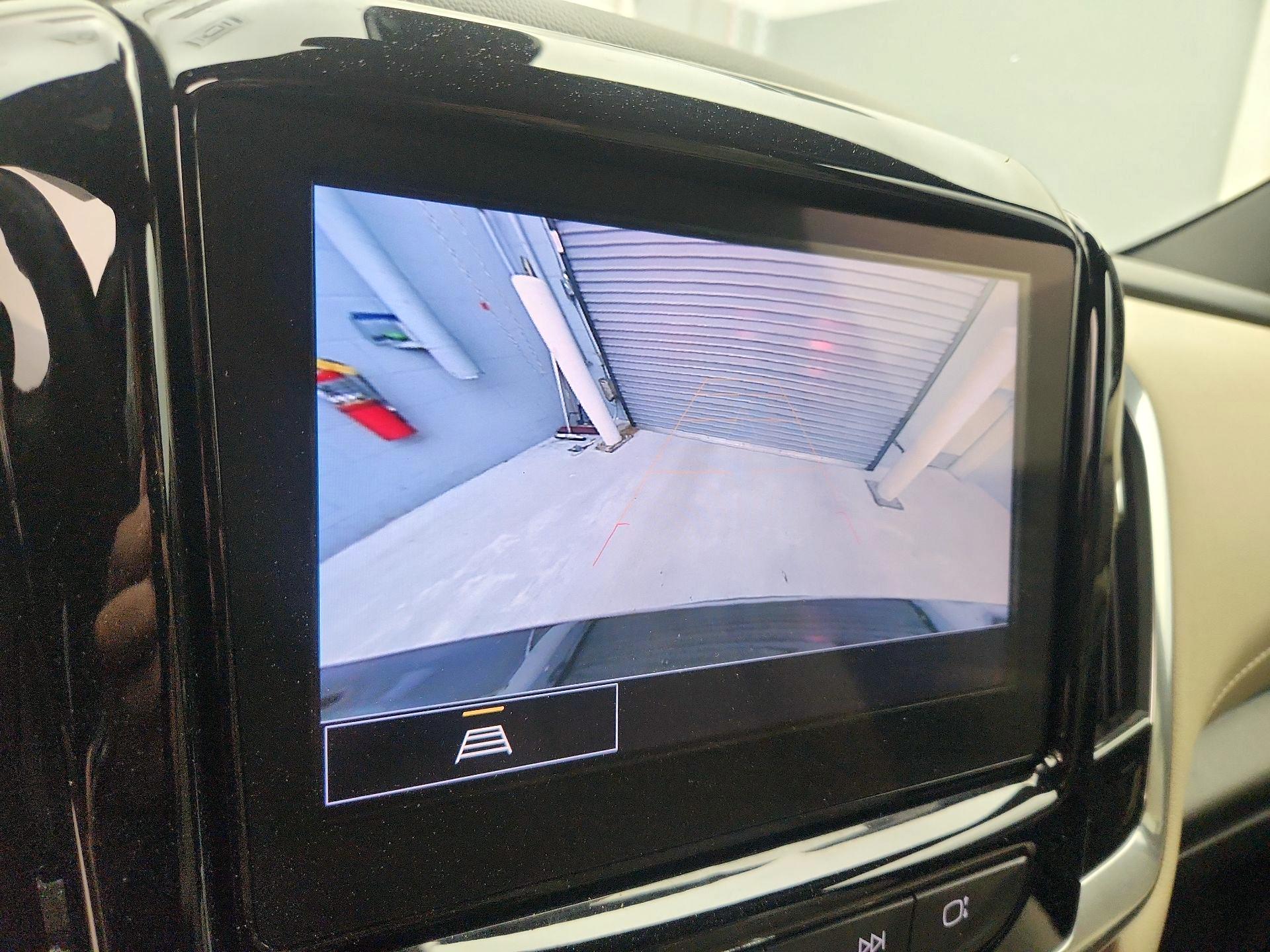 Thumbnail: 2022 Chevrolet Traverse - 14