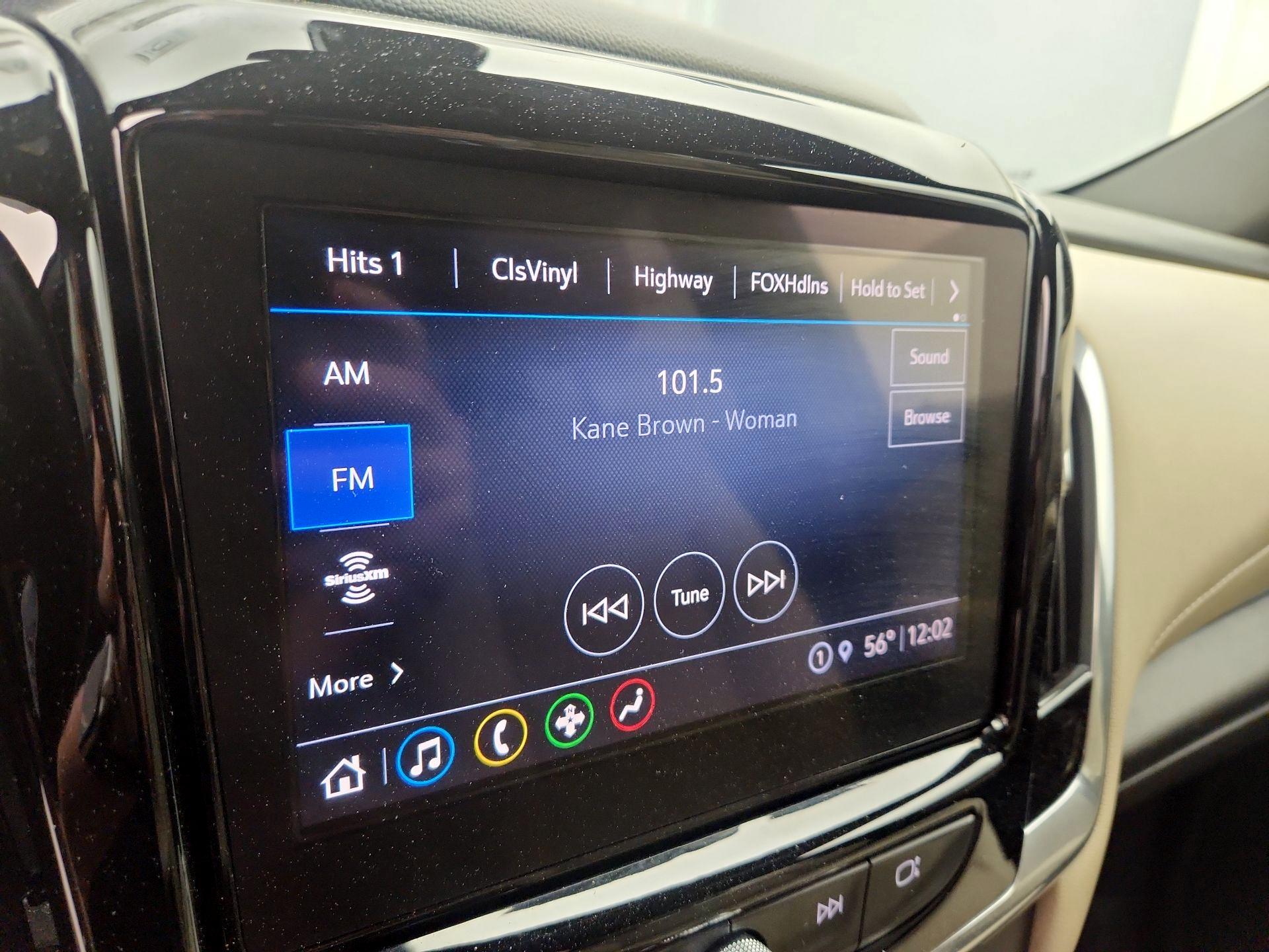 Thumbnail: 2022 Chevrolet Traverse - 15