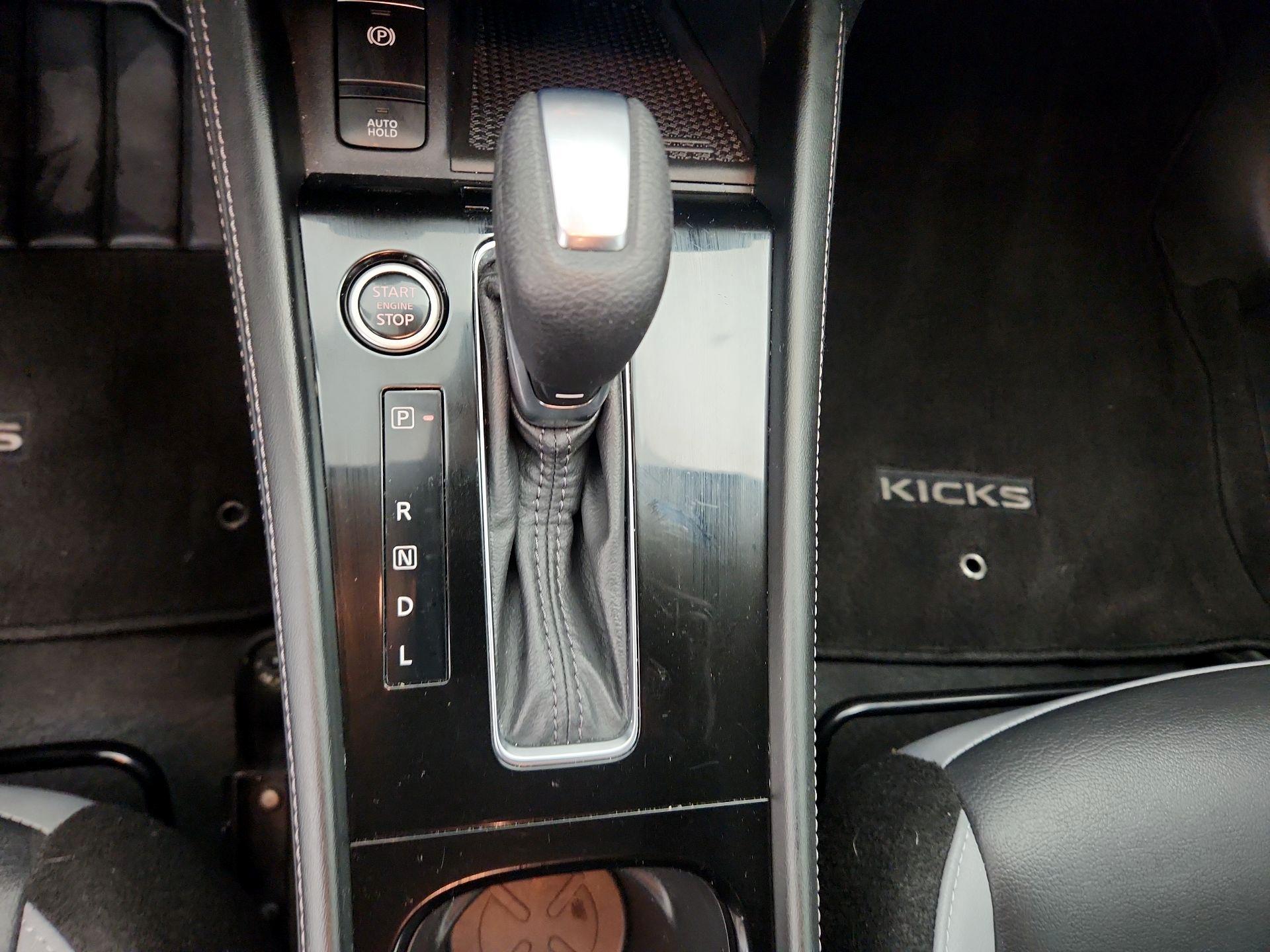 Thumbnail: 2023 Nissan Kicks - 17