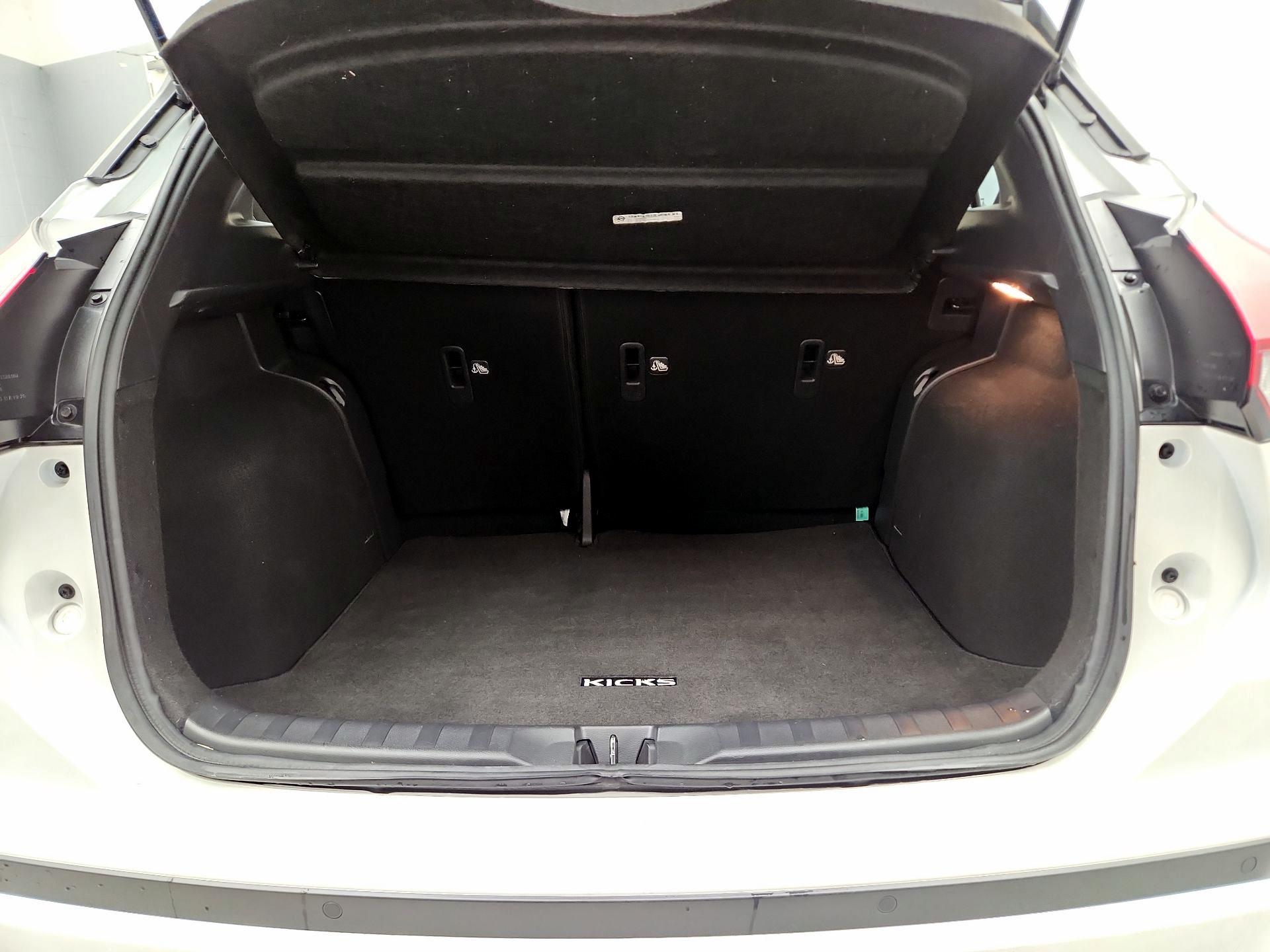 Thumbnail: 2023 Nissan Kicks - 20