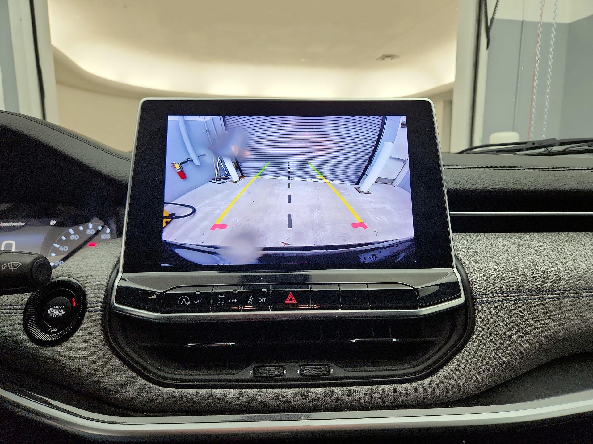 Thumbnail: 2024 Jeep Compass - 14