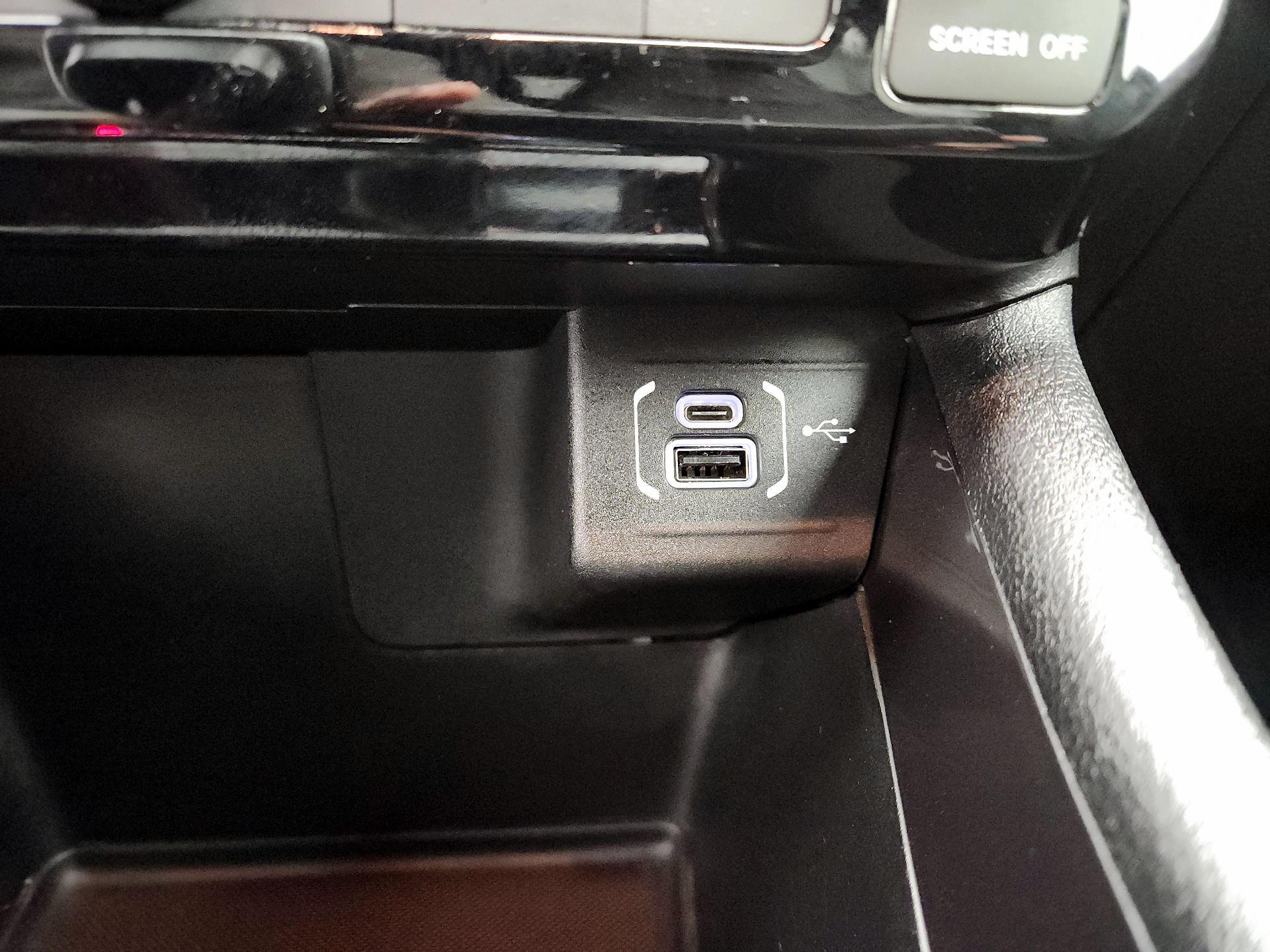 Thumbnail: 2024 Jeep Compass - 18