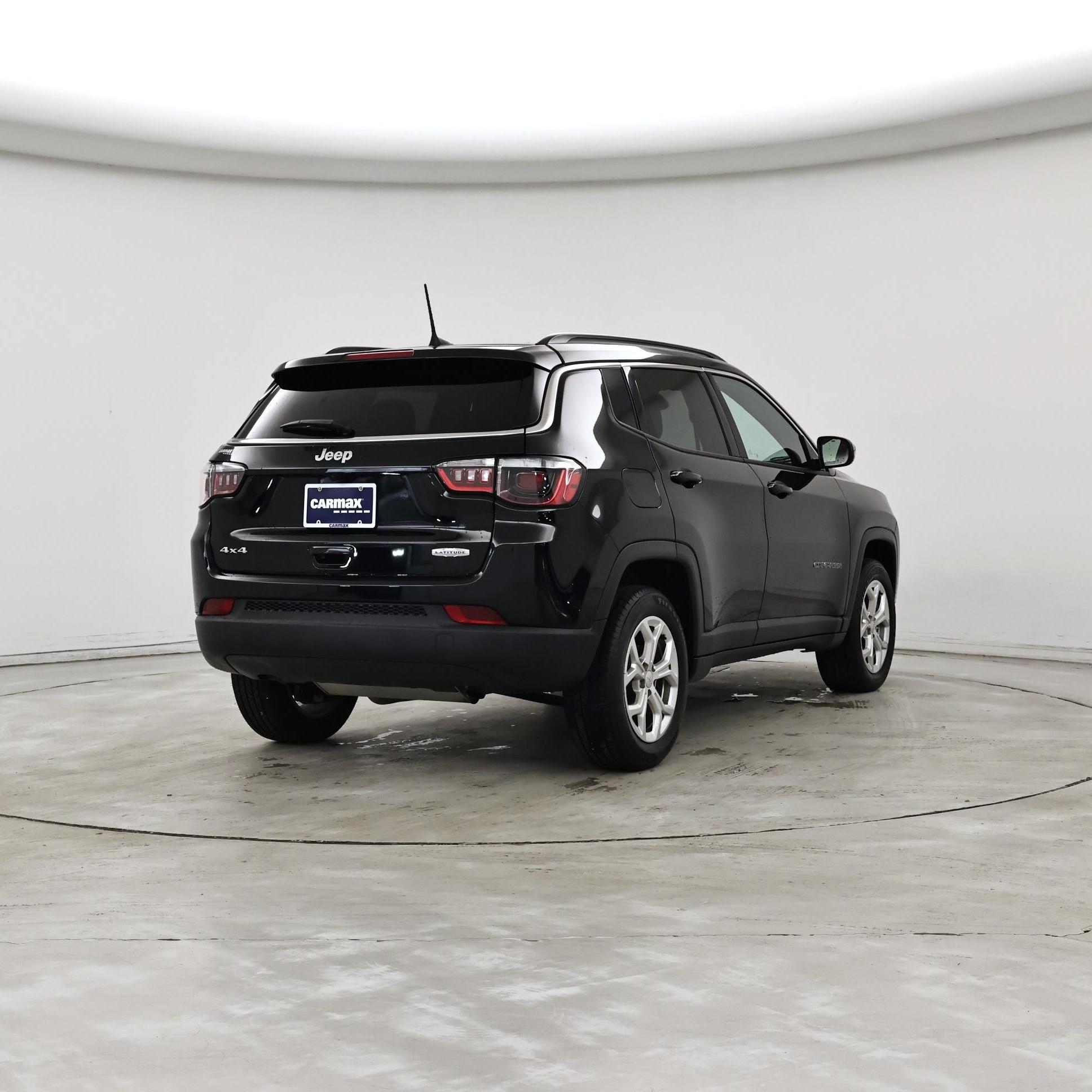 Thumbnail: 2024 Jeep Compass - 8