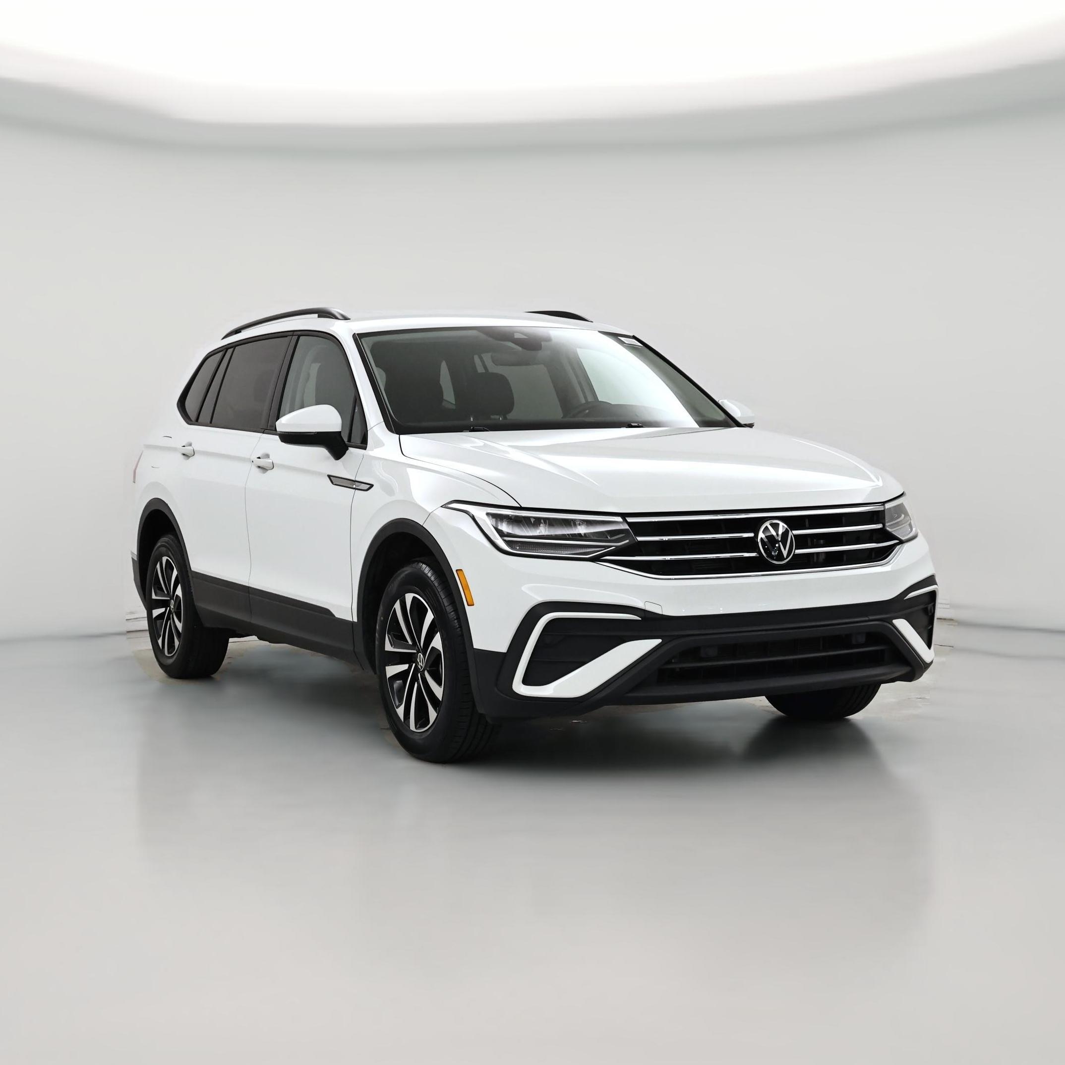 Thumbnail: 2022 Volkswagen Tiguan - 1