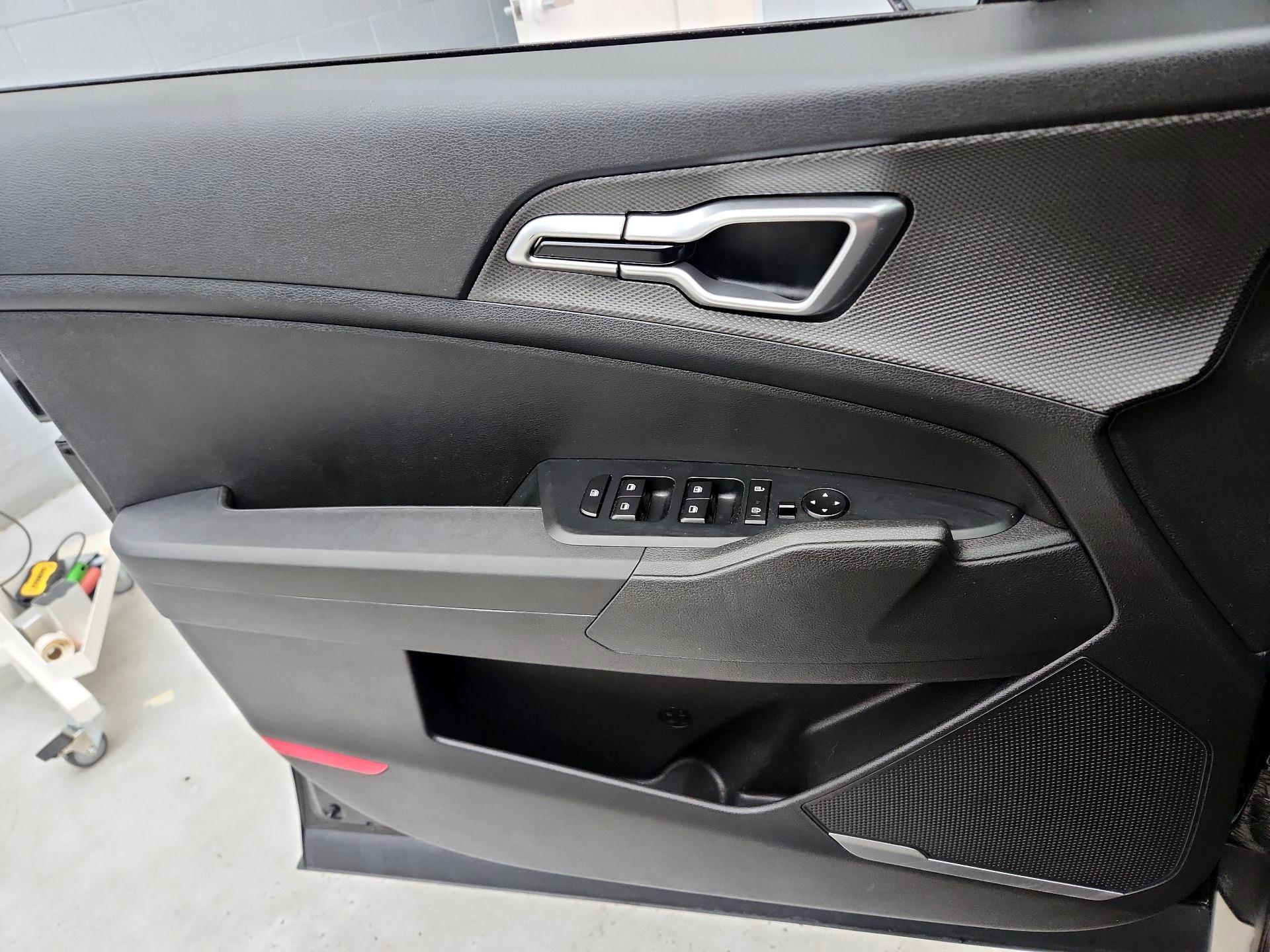 Thumbnail: 2024 Kia Sportage - 12