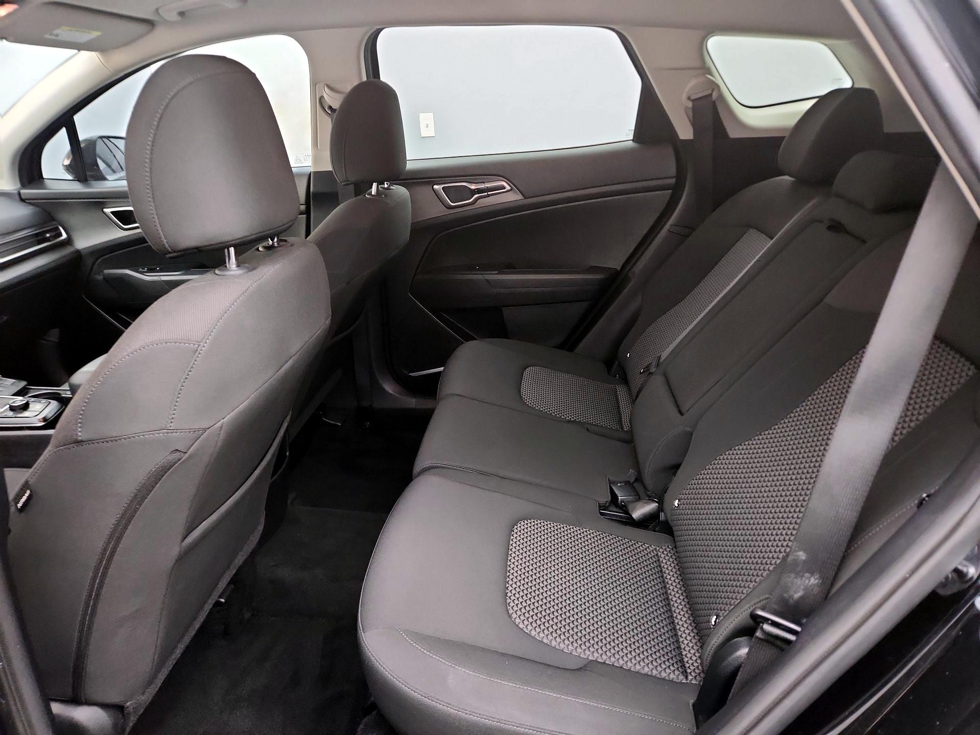 Thumbnail: 2024 Kia Sportage - 19