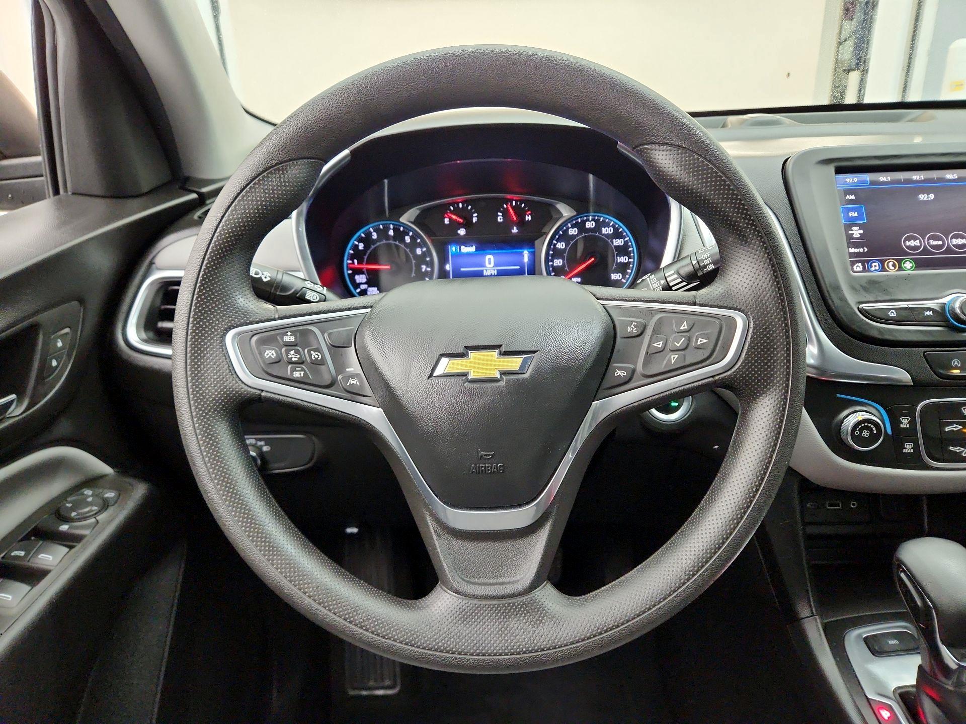 Thumbnail: 2022 Chevrolet Equinox - 10