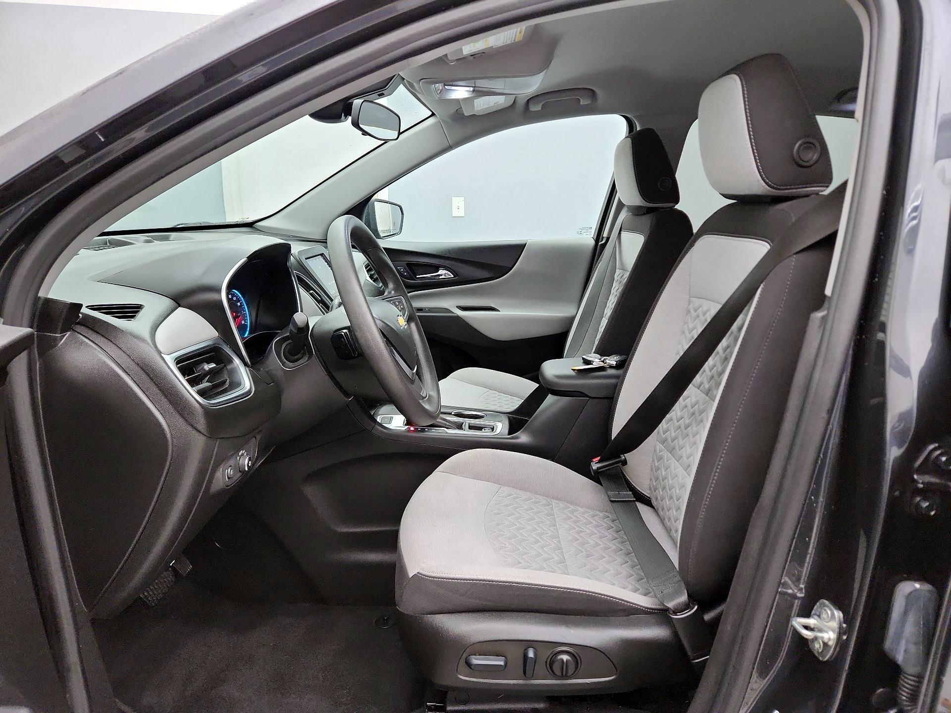 Thumbnail: 2022 Chevrolet Equinox - 11