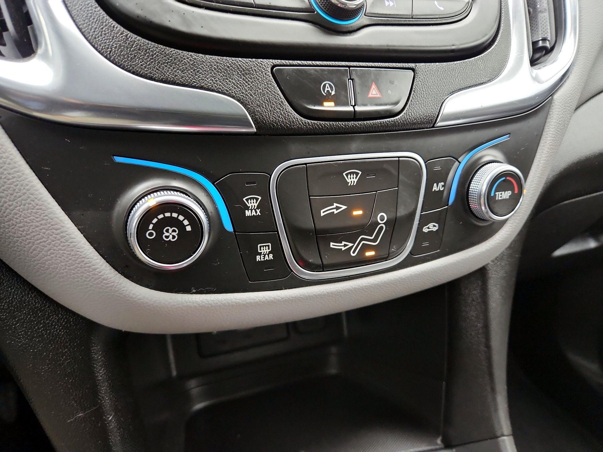 Thumbnail: 2022 Chevrolet Equinox - 16