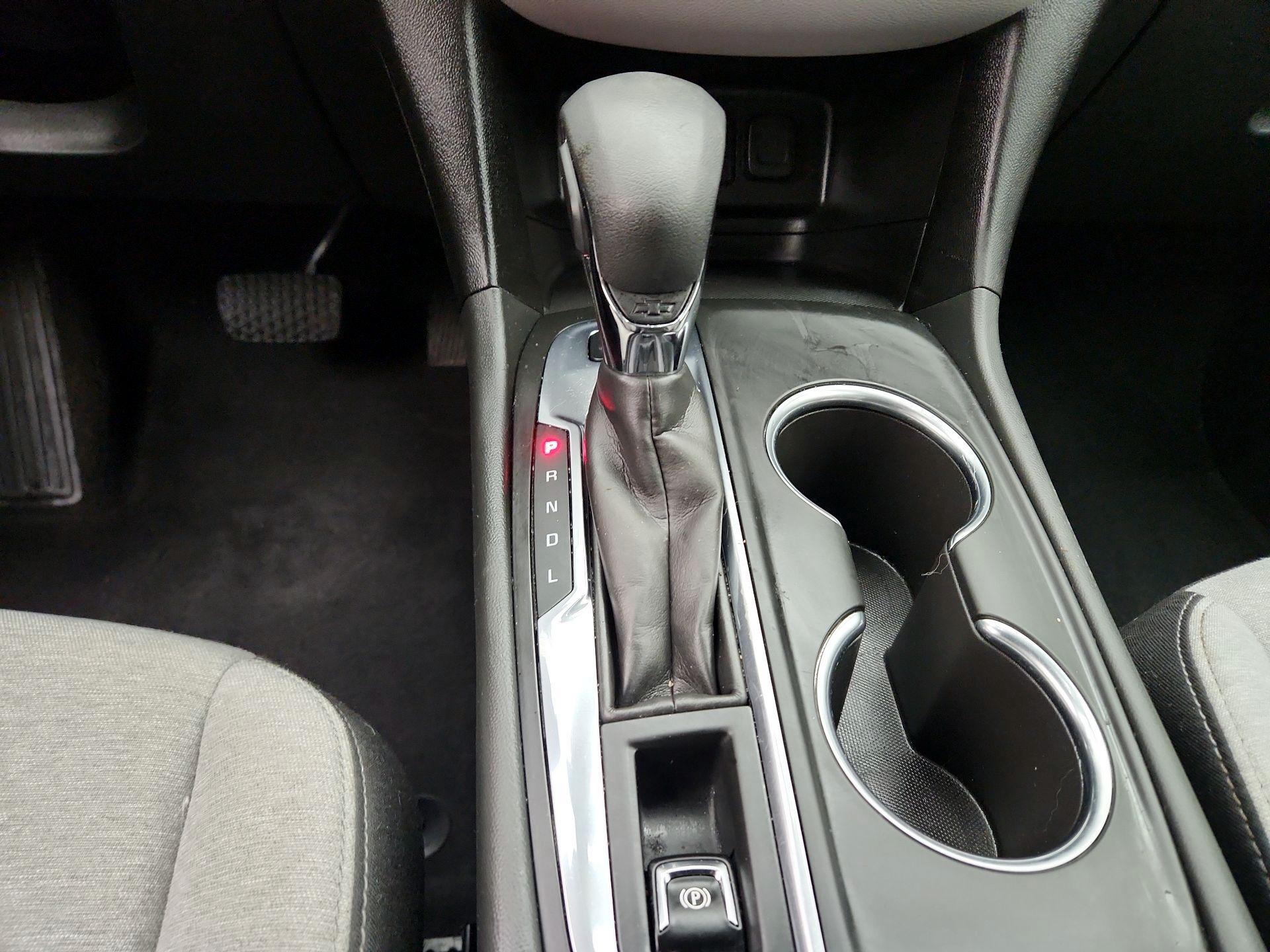 Thumbnail: 2022 Chevrolet Equinox - 17