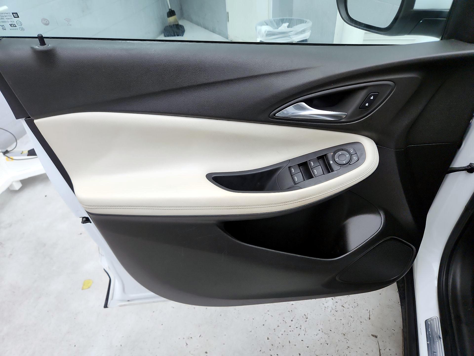 Thumbnail: 2023 Buick Encore GX - 12