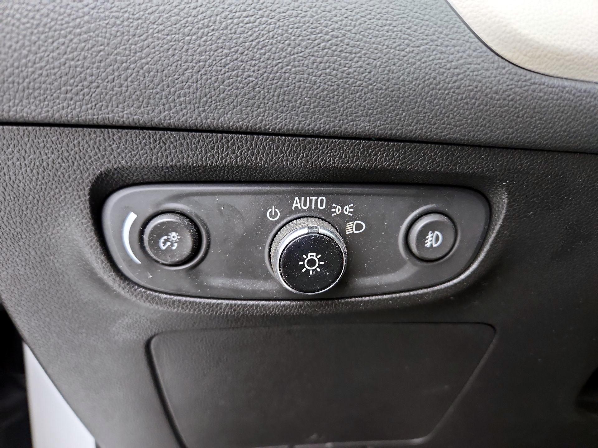 Thumbnail: 2023 Buick Encore GX - 13