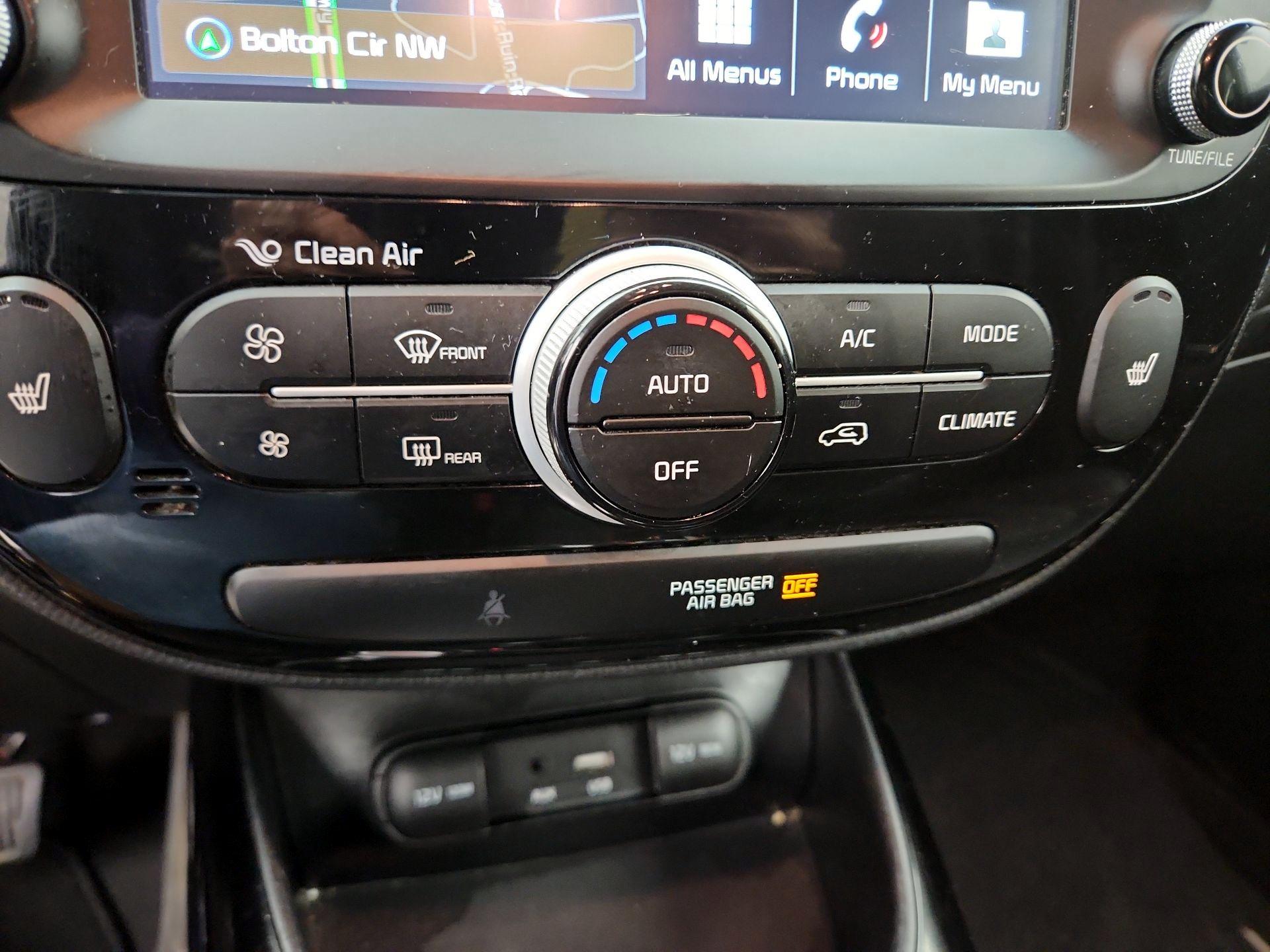 Thumbnail: 2019 Kia Soul - 16