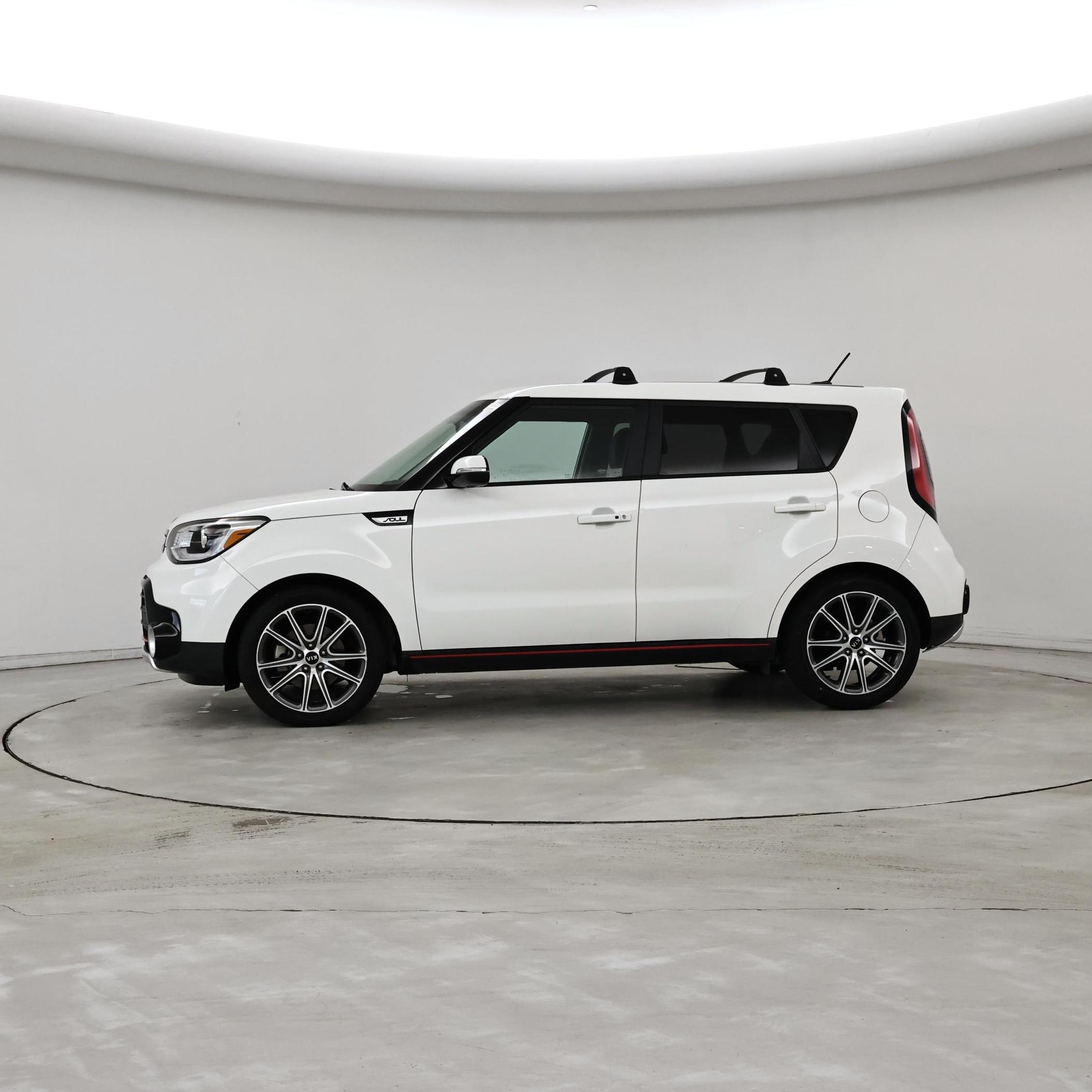 Thumbnail: 2019 Kia Soul - 3