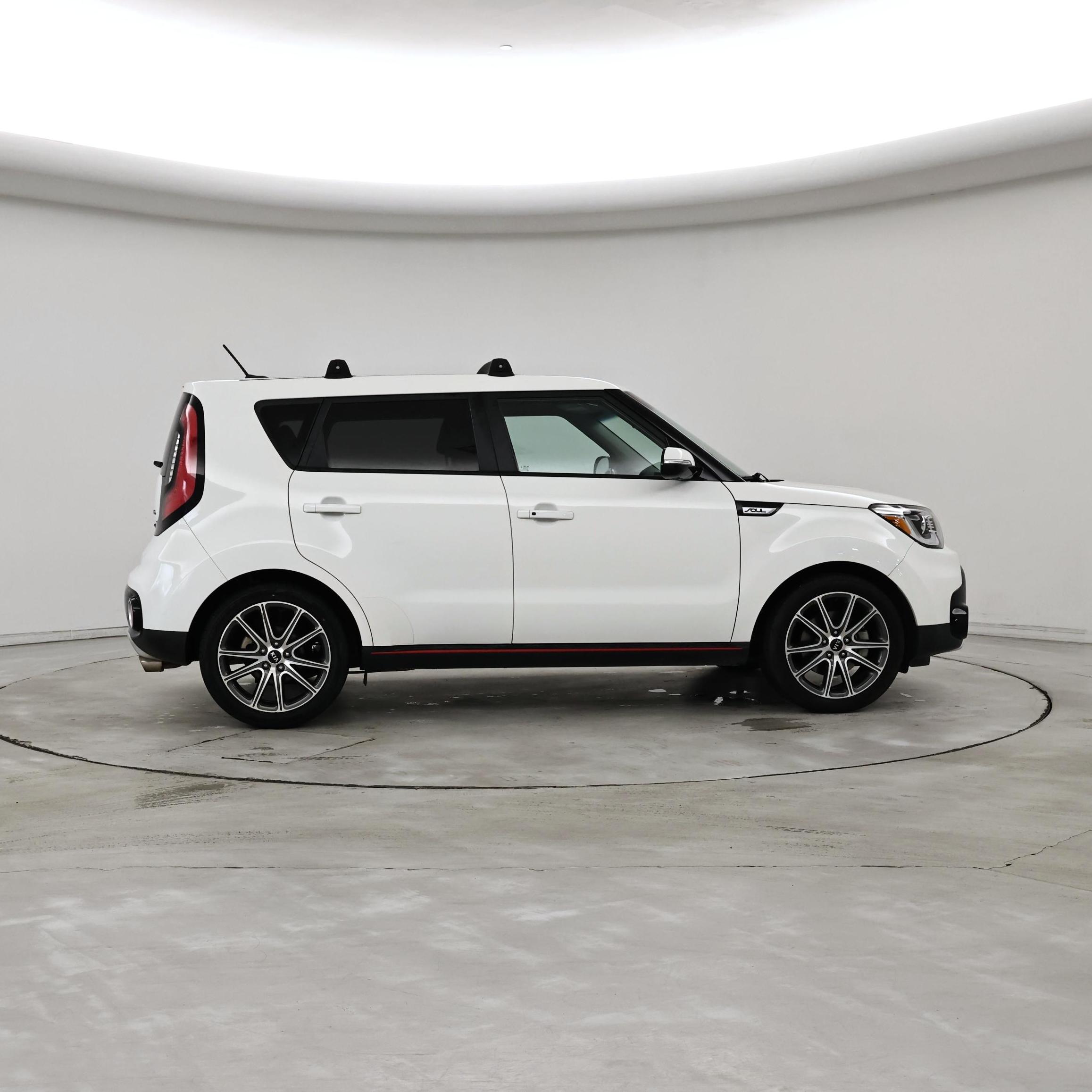 Thumbnail: 2019 Kia Soul - 7