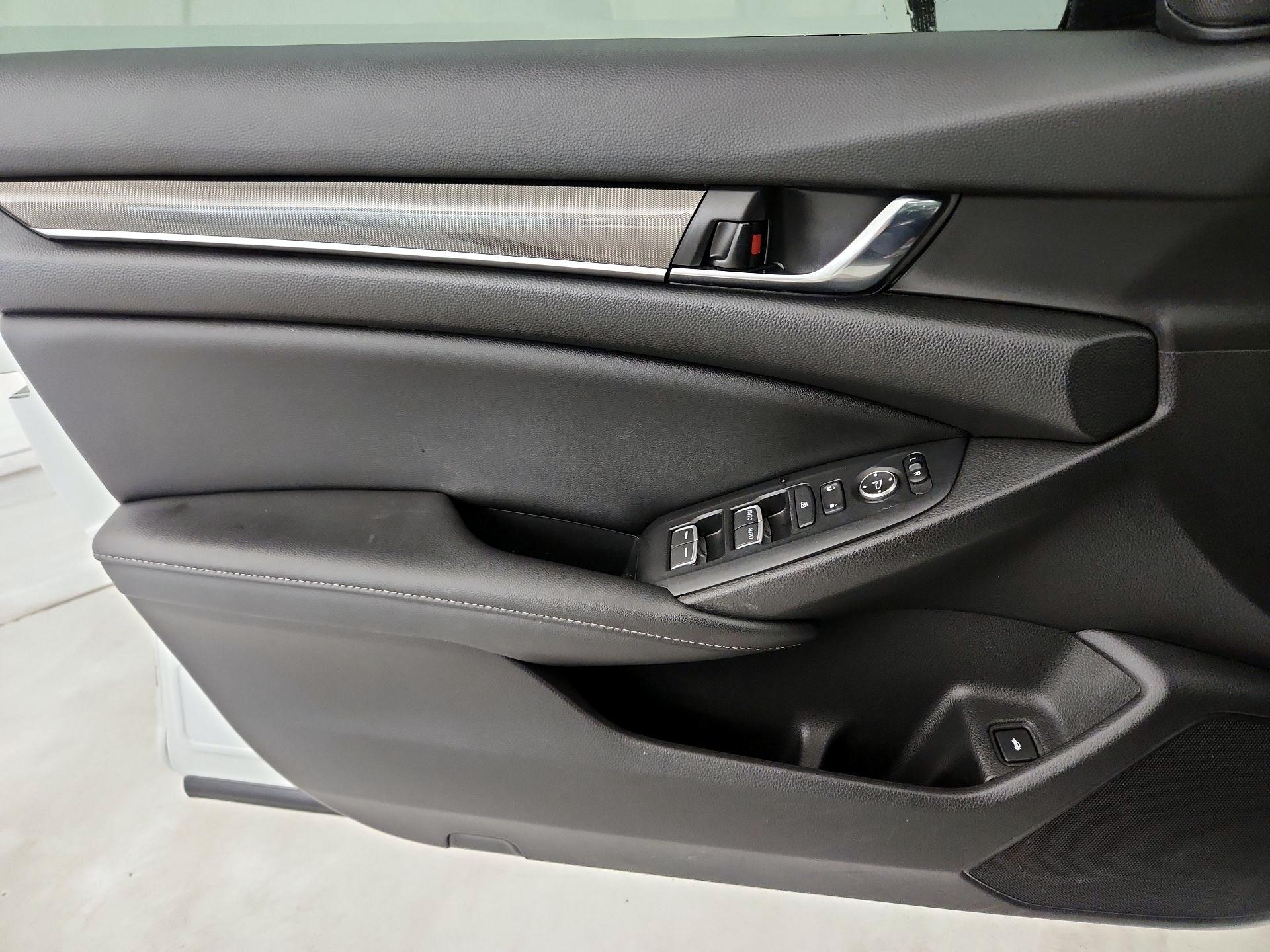 Thumbnail: 2022 Honda Accord - 12