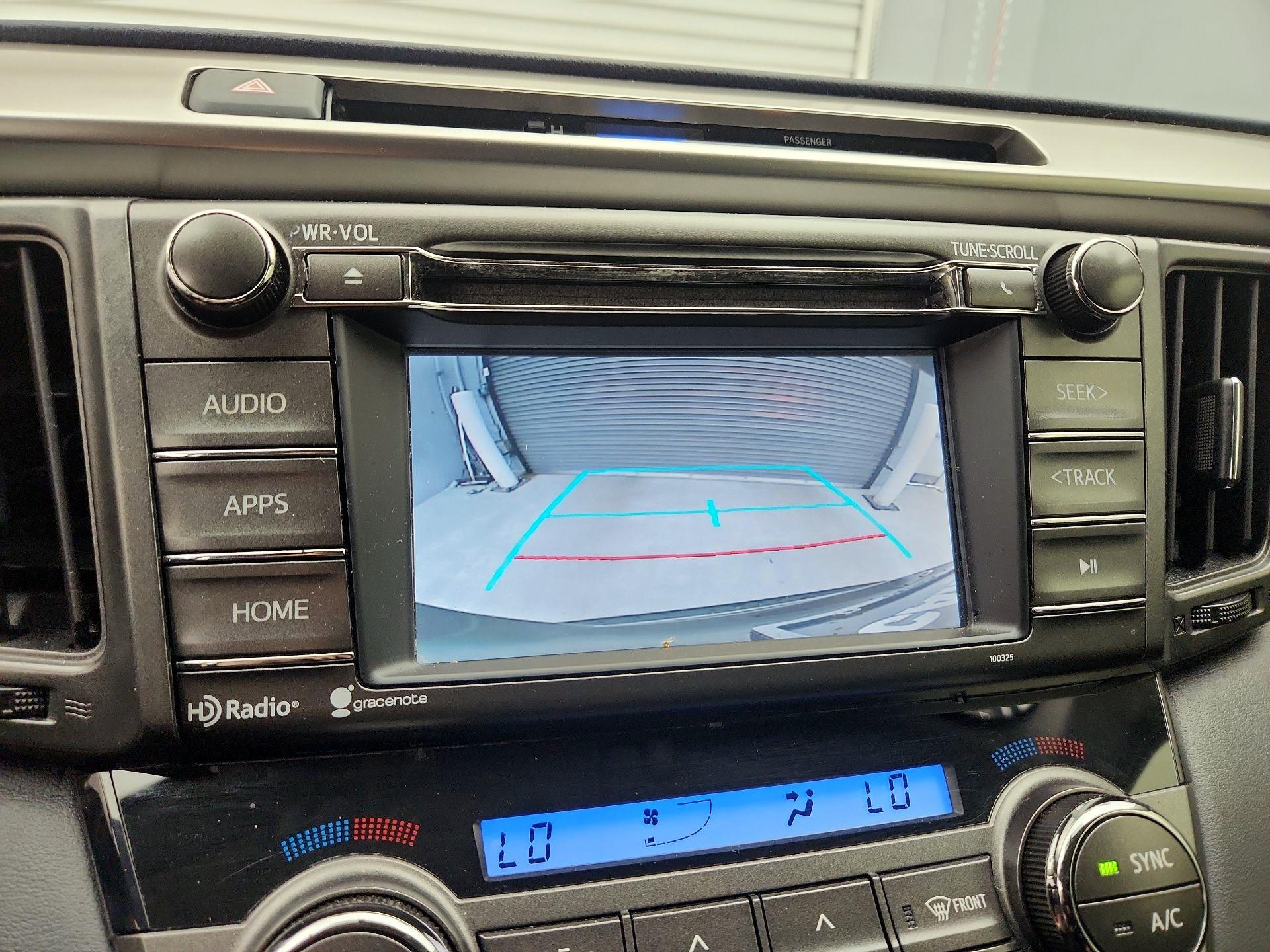 Thumbnail: 2015 Toyota RAV4 - 14