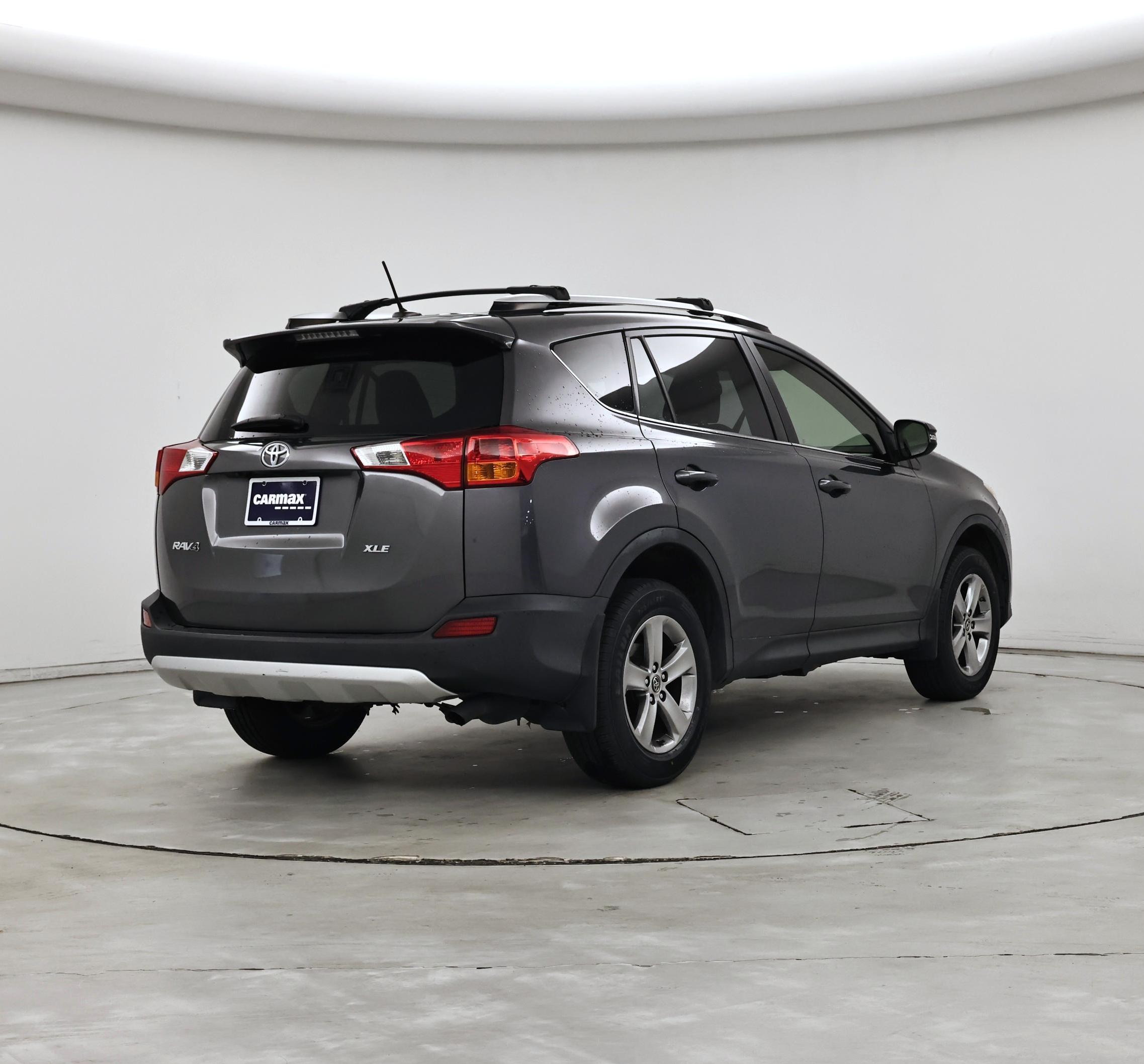 Thumbnail: 2015 Toyota RAV4 - 8