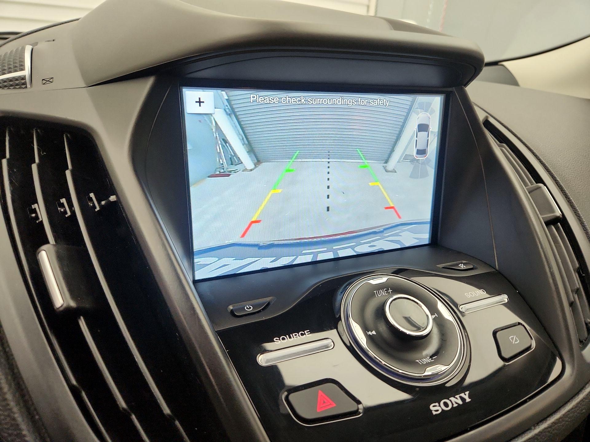 Thumbnail: 2019 Ford Escape - 15