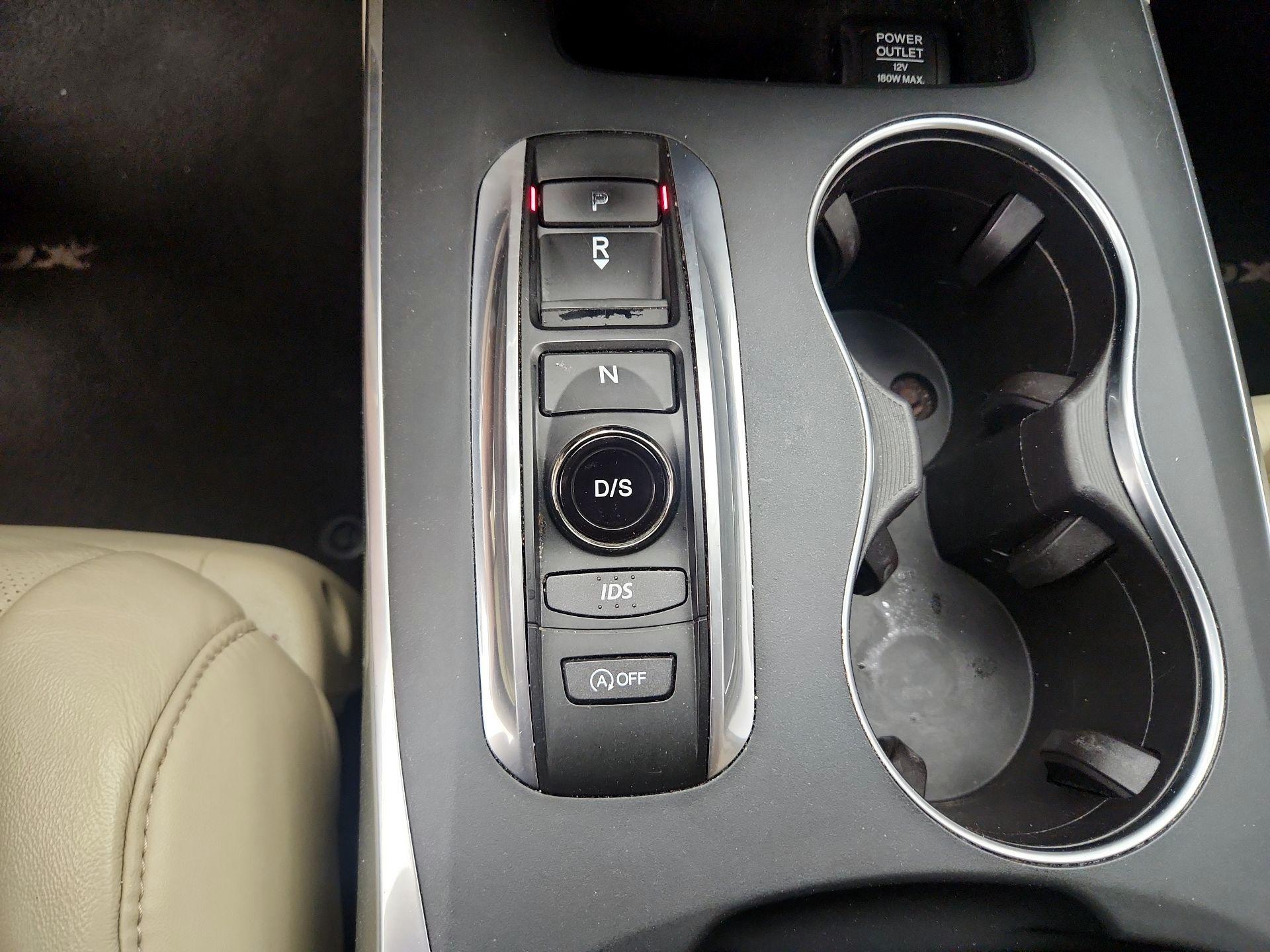 Thumbnail: 2016 Acura MDX - 17