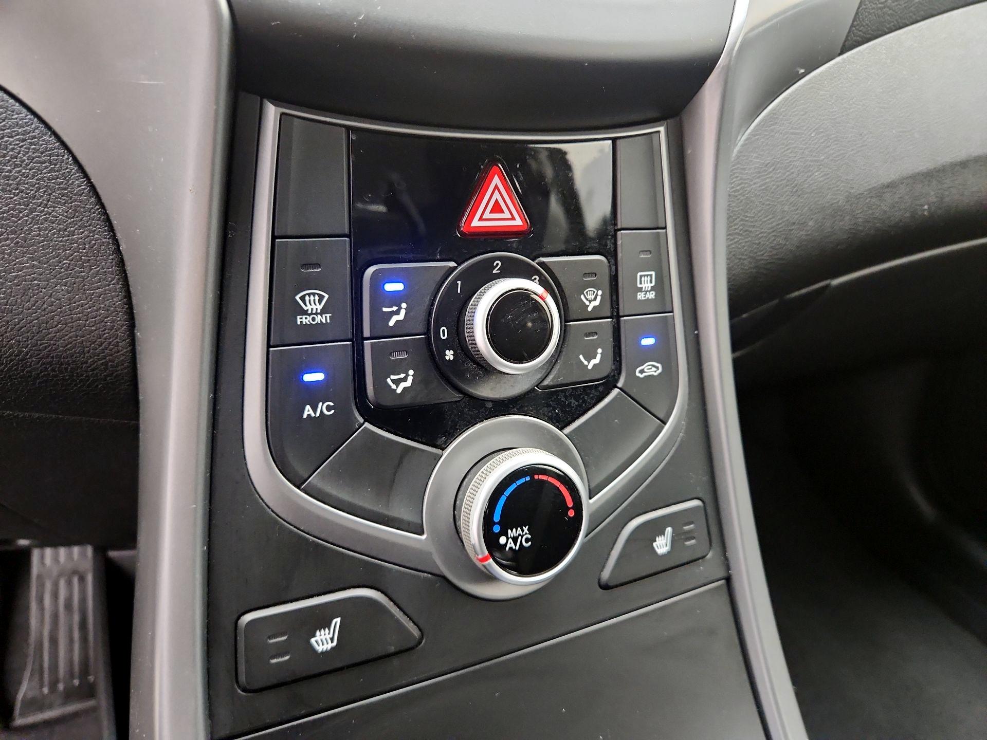 Thumbnail: 2014 Hyundai Elantra - 15