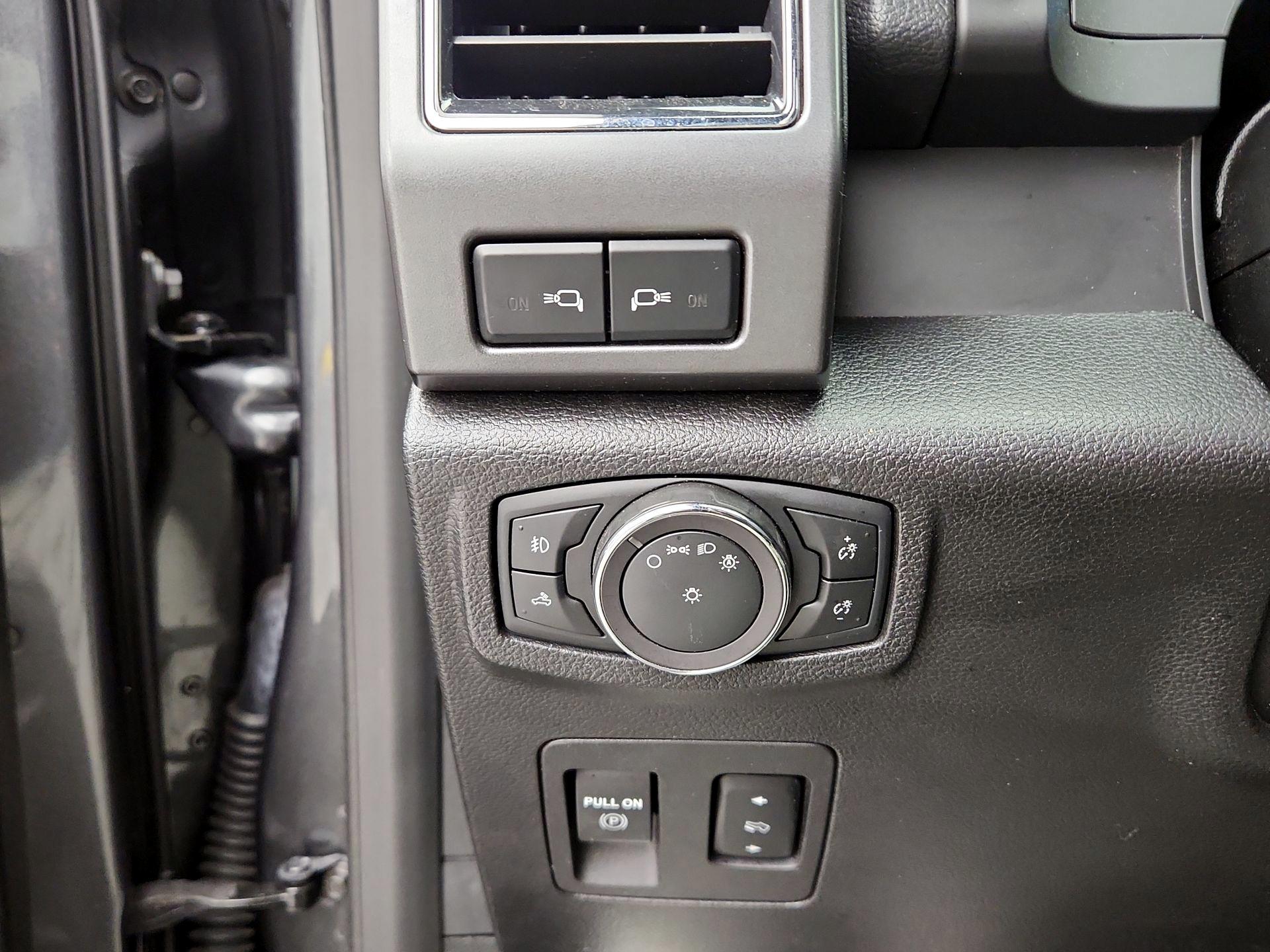 Thumbnail: 2019 Ford F-150 - 13