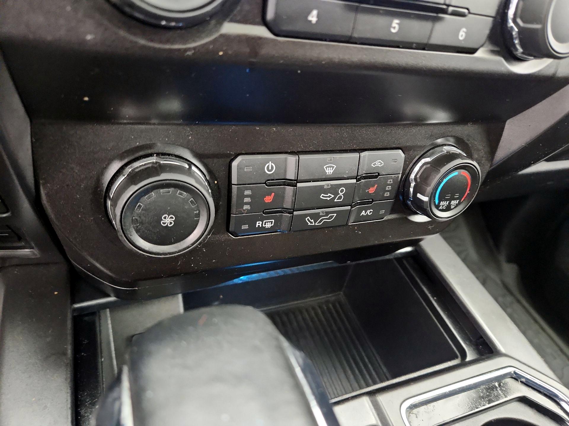 Thumbnail: 2019 Ford F-150 - 16