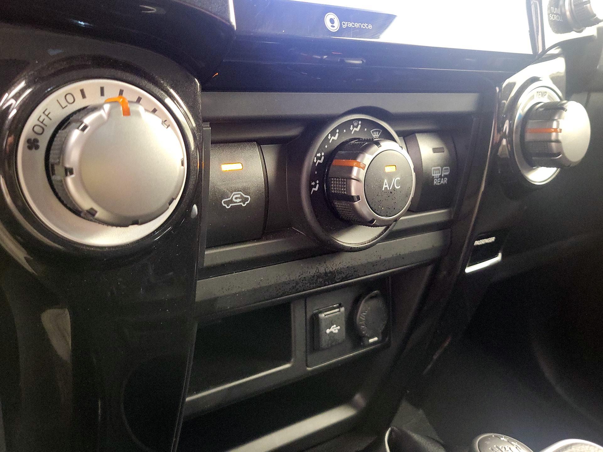 Thumbnail: 2023 Toyota 4Runner - 17