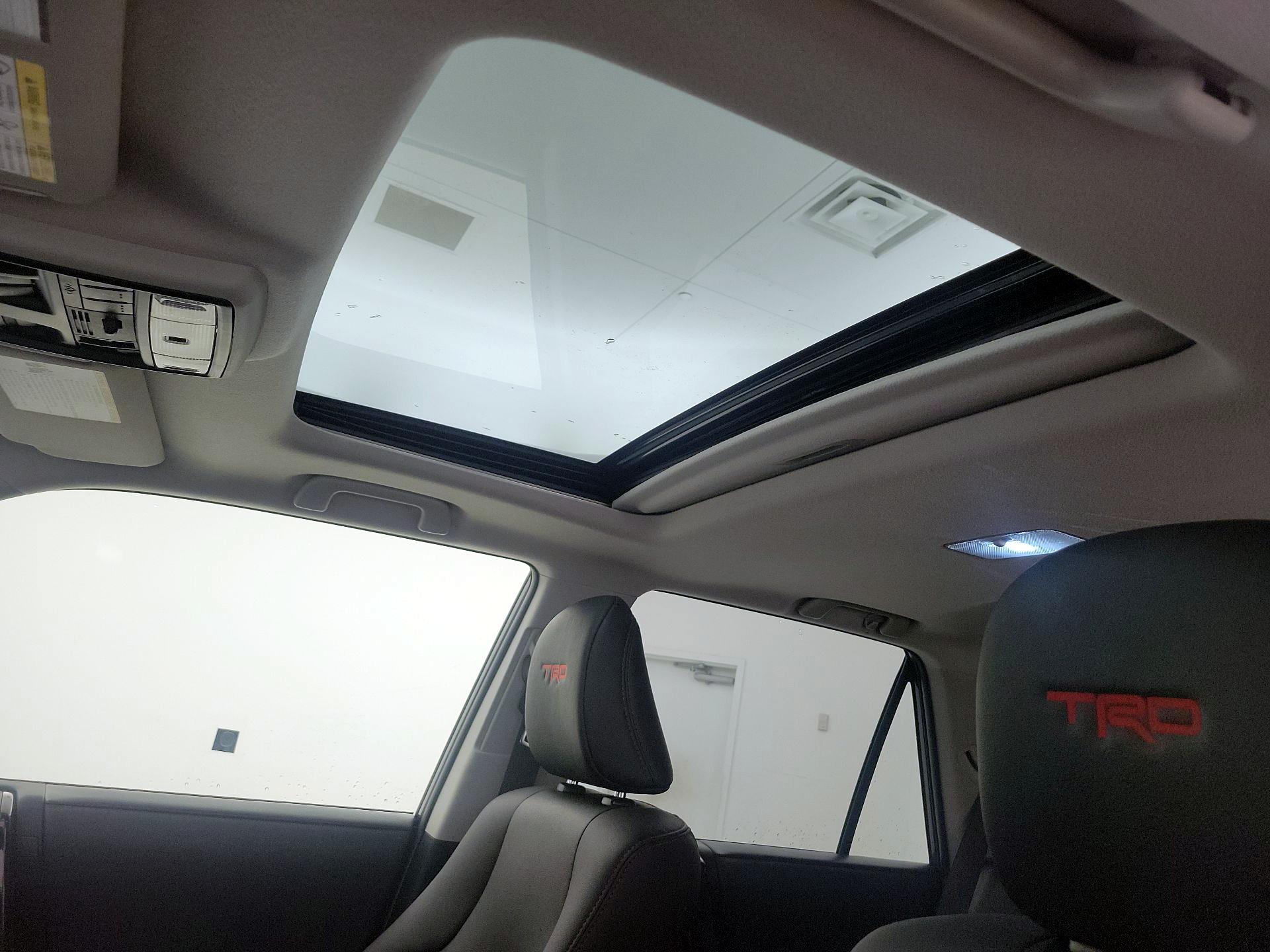 Thumbnail: 2023 Toyota 4Runner - 20