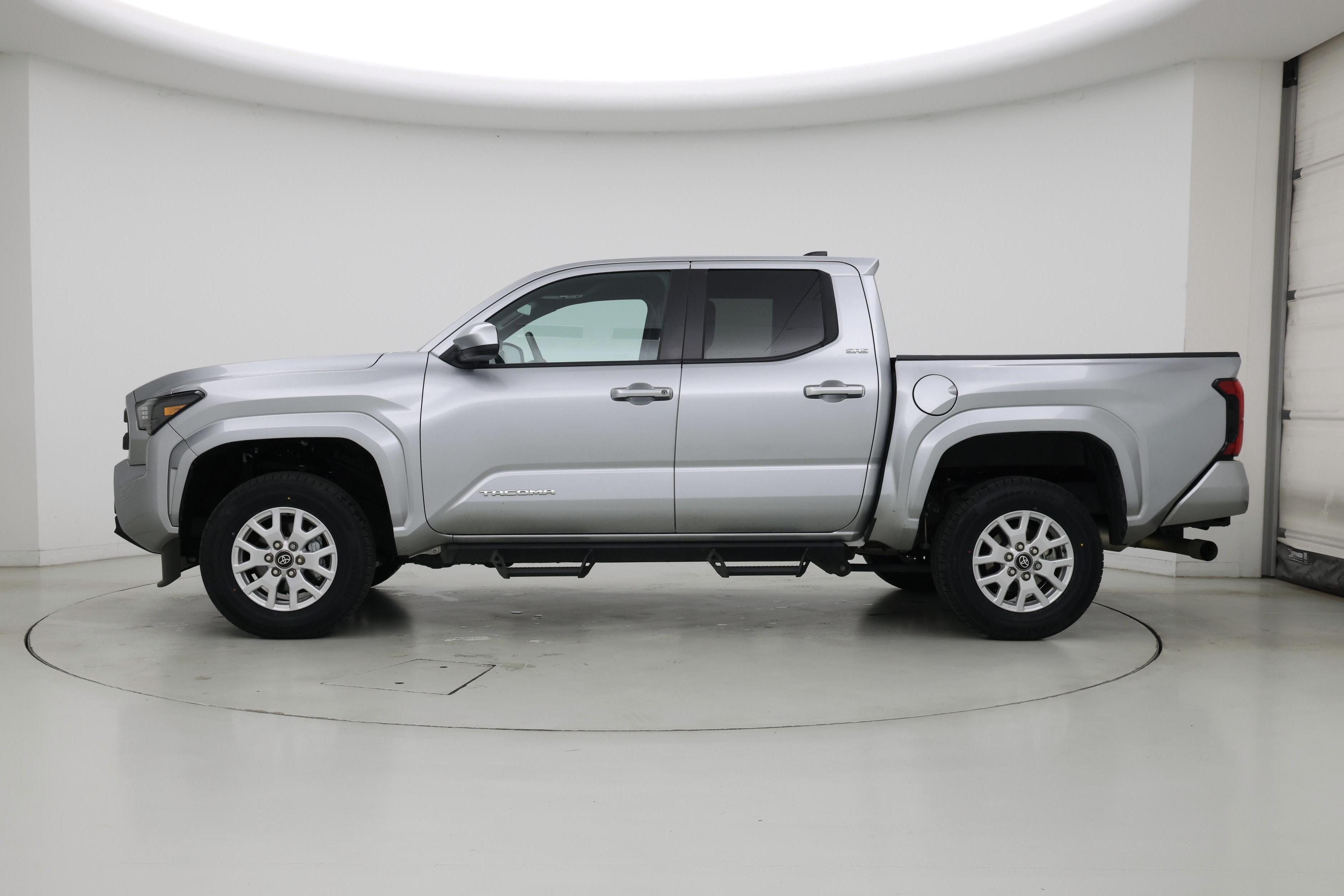 Thumbnail: 2024 Toyota Tacoma - 3