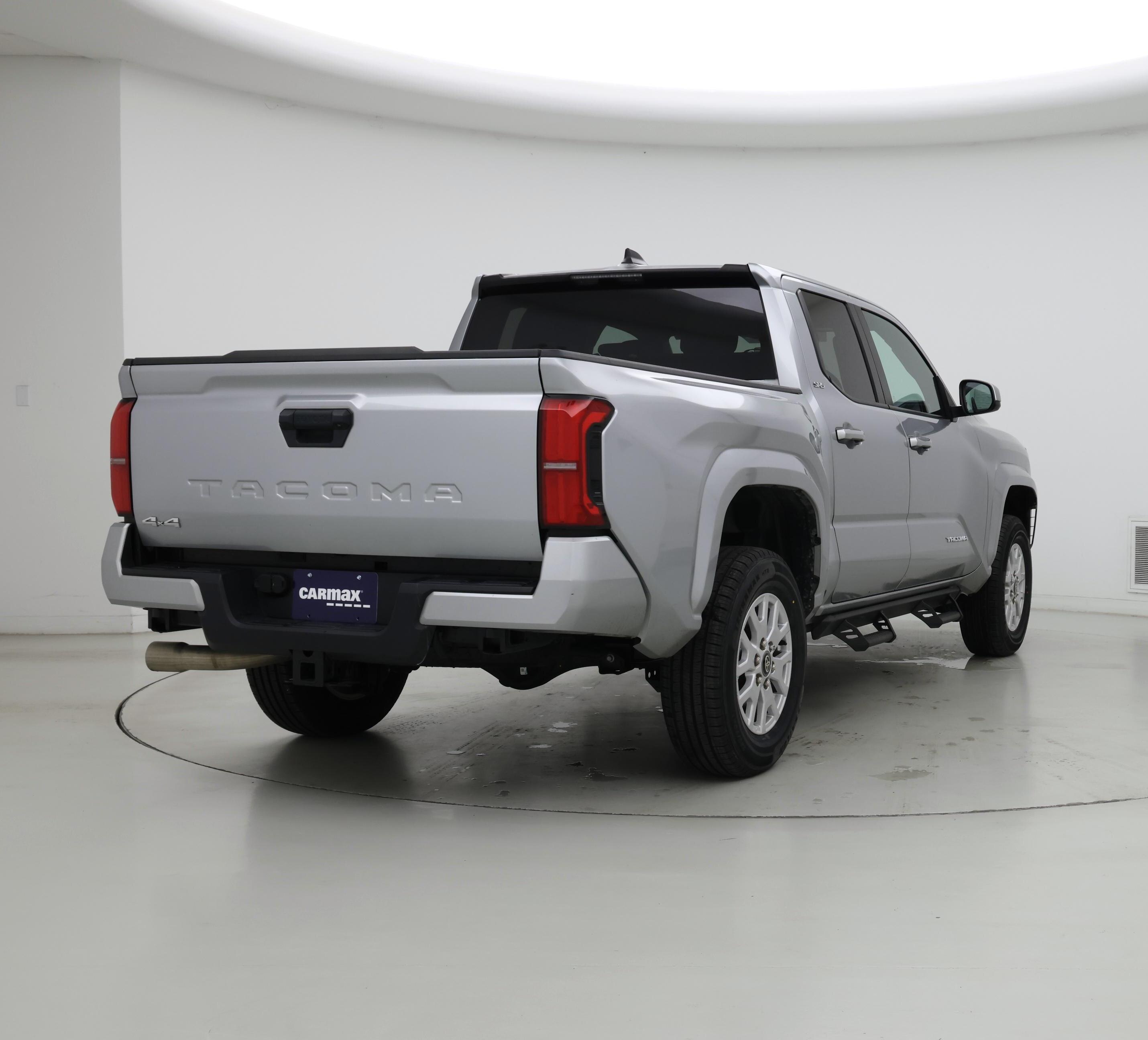 Thumbnail: 2024 Toyota Tacoma - 8