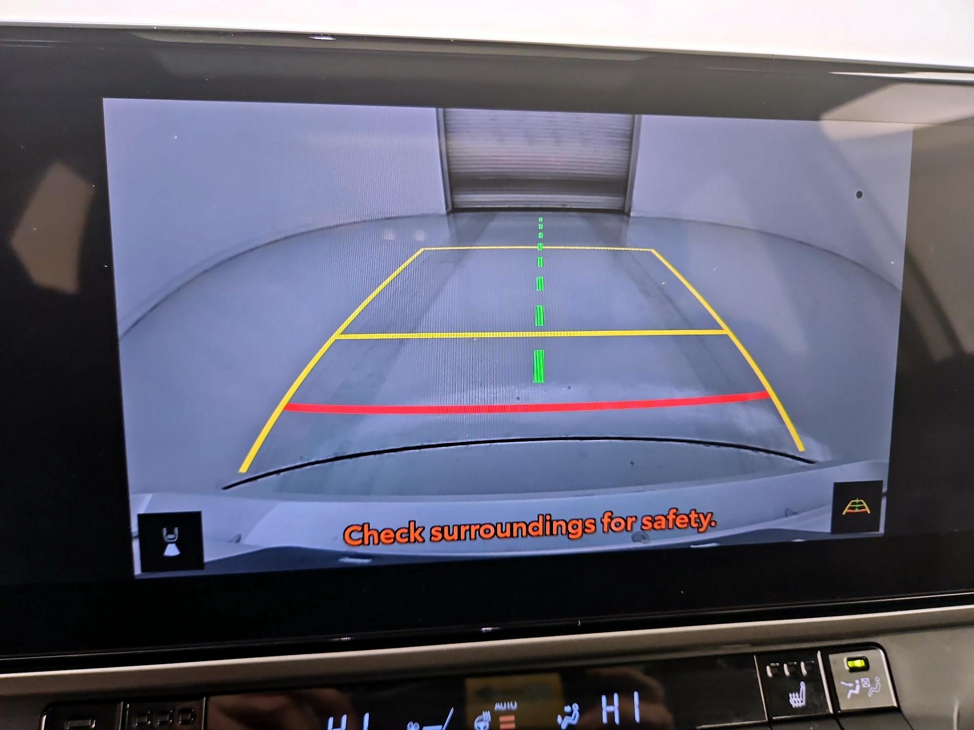 Thumbnail: 2025 Toyota Camry - 14